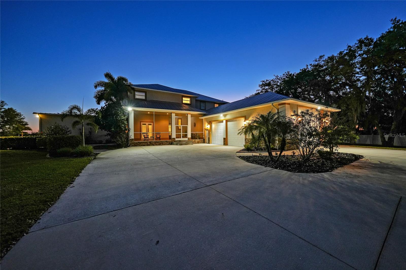 Image 67 of 70 For 8635 Riverside Drive