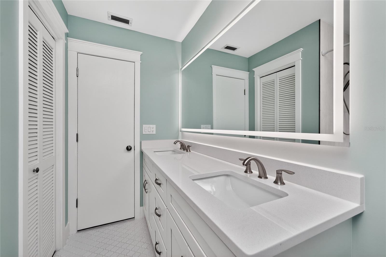 Image 26 of 38 For 3310 Tripoli Boulevard