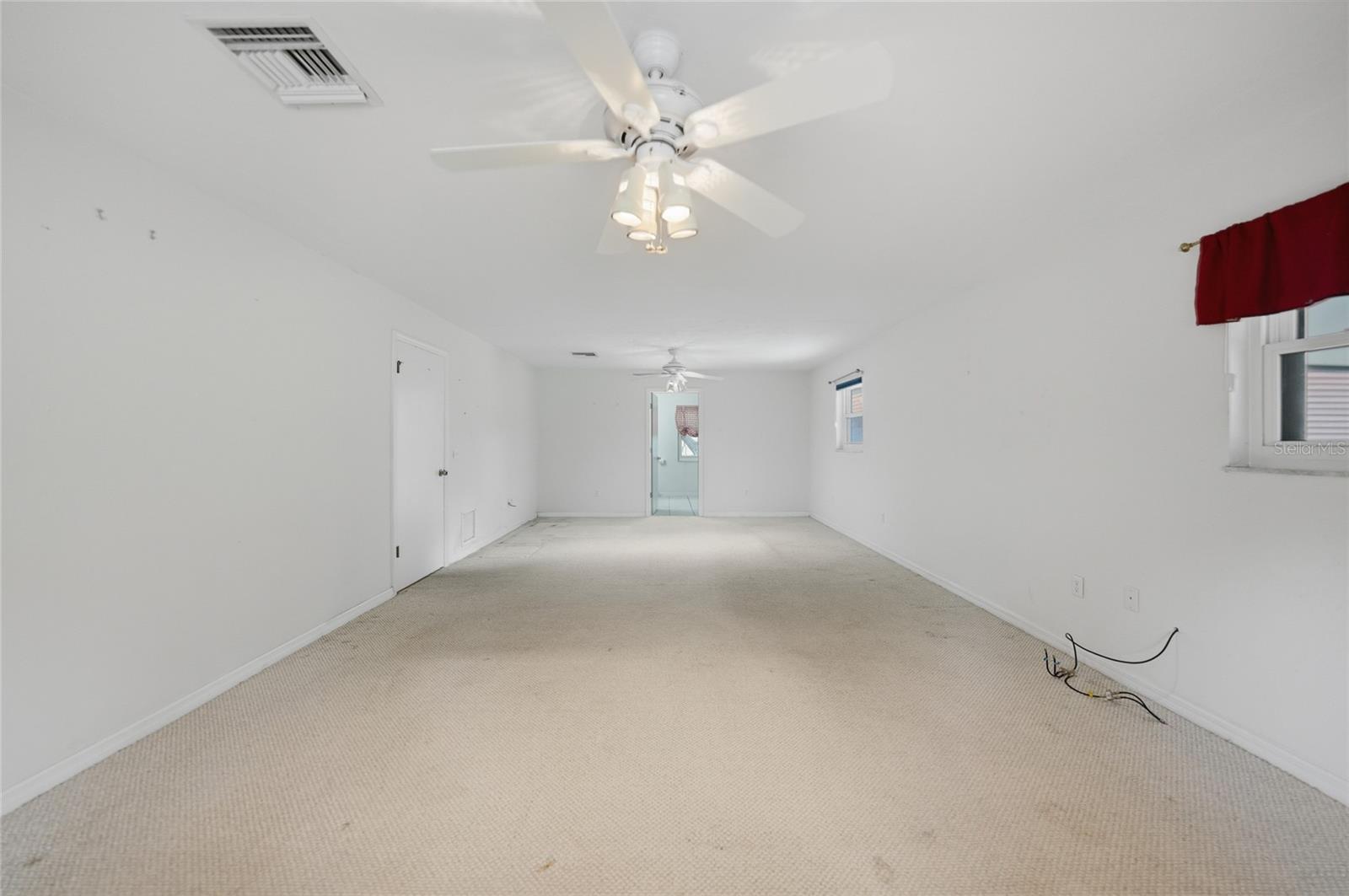 Image 22 of 61 For 5205 Carlton Avenue