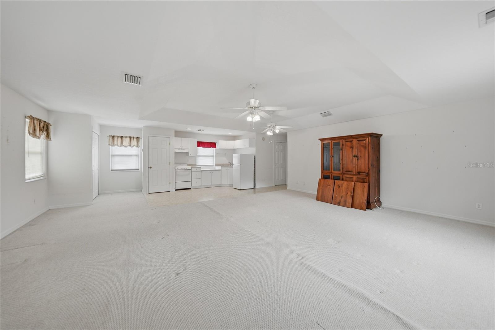 Image 32 of 61 For 5205 Carlton Avenue