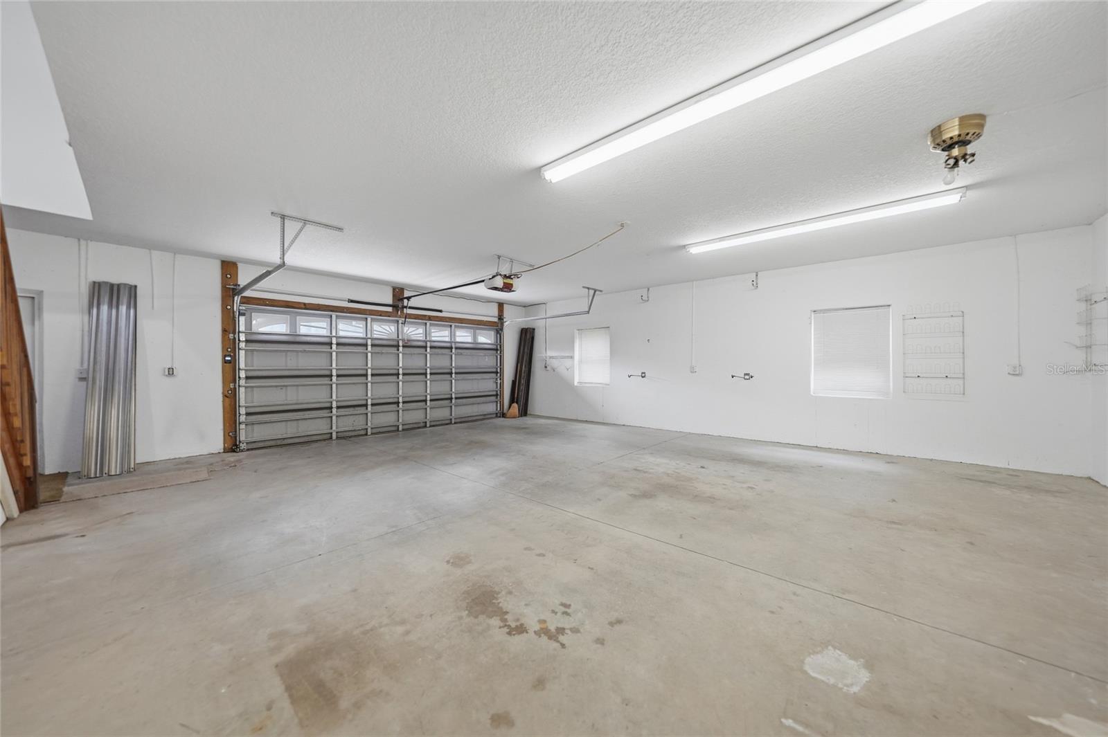 Image 34 of 61 For 5205 Carlton Avenue