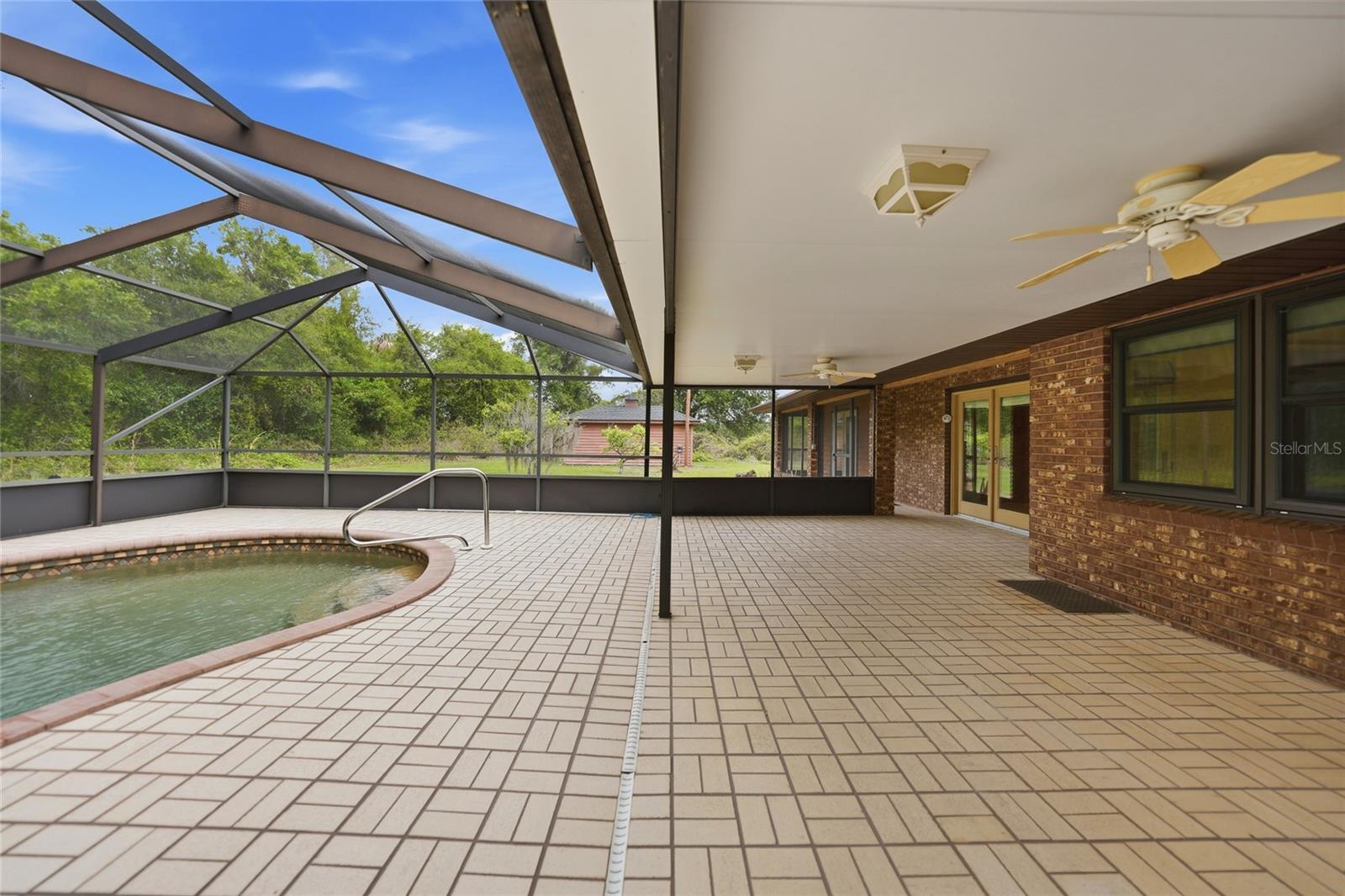 Image 38 of 61 For 5205 Carlton Avenue