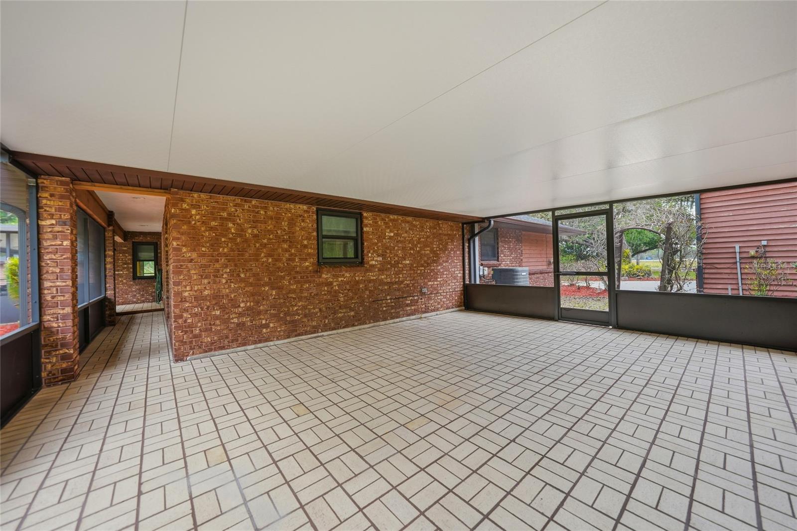 Image 40 of 61 For 5205 Carlton Avenue