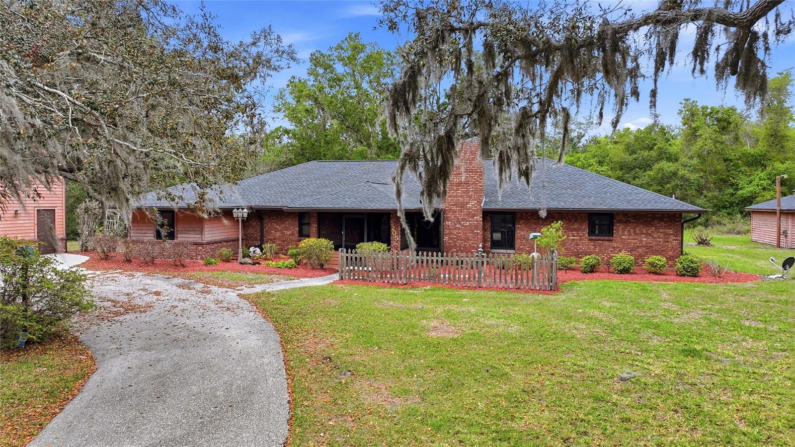 Image 58 of 61 For 5205 Carlton Avenue