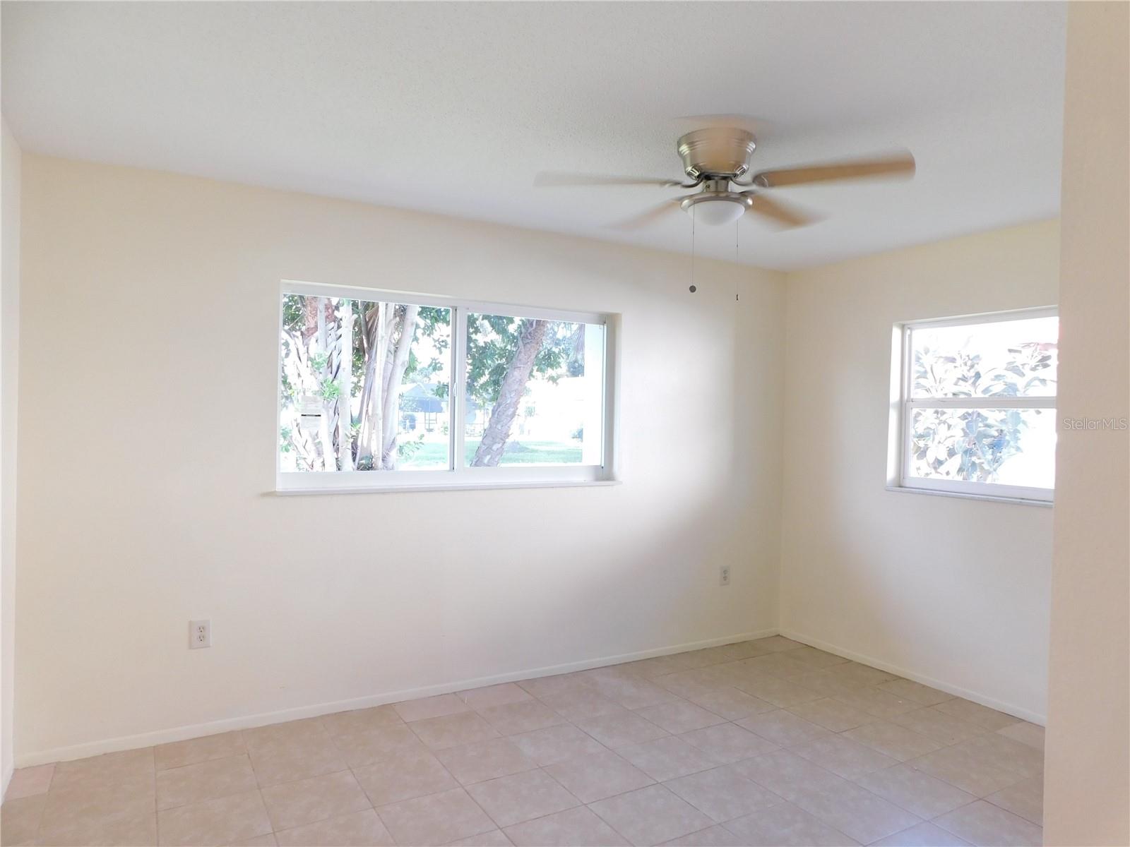 Image 13 of 30 For 21019 Randall Avenue