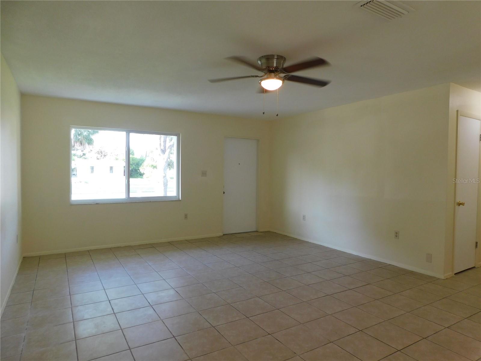 Image 3 of 30 For 21019 Randall Avenue