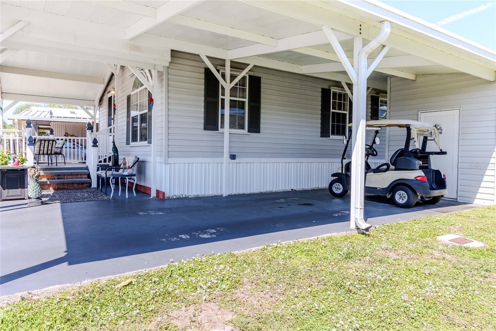 Image 11 of 41 For 2100 Kings Highway #1041