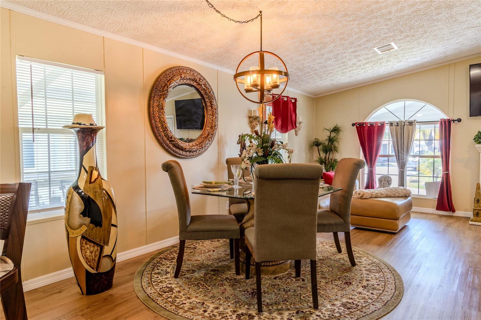 Image 18 of 41 For 2100 Kings Highway #1041