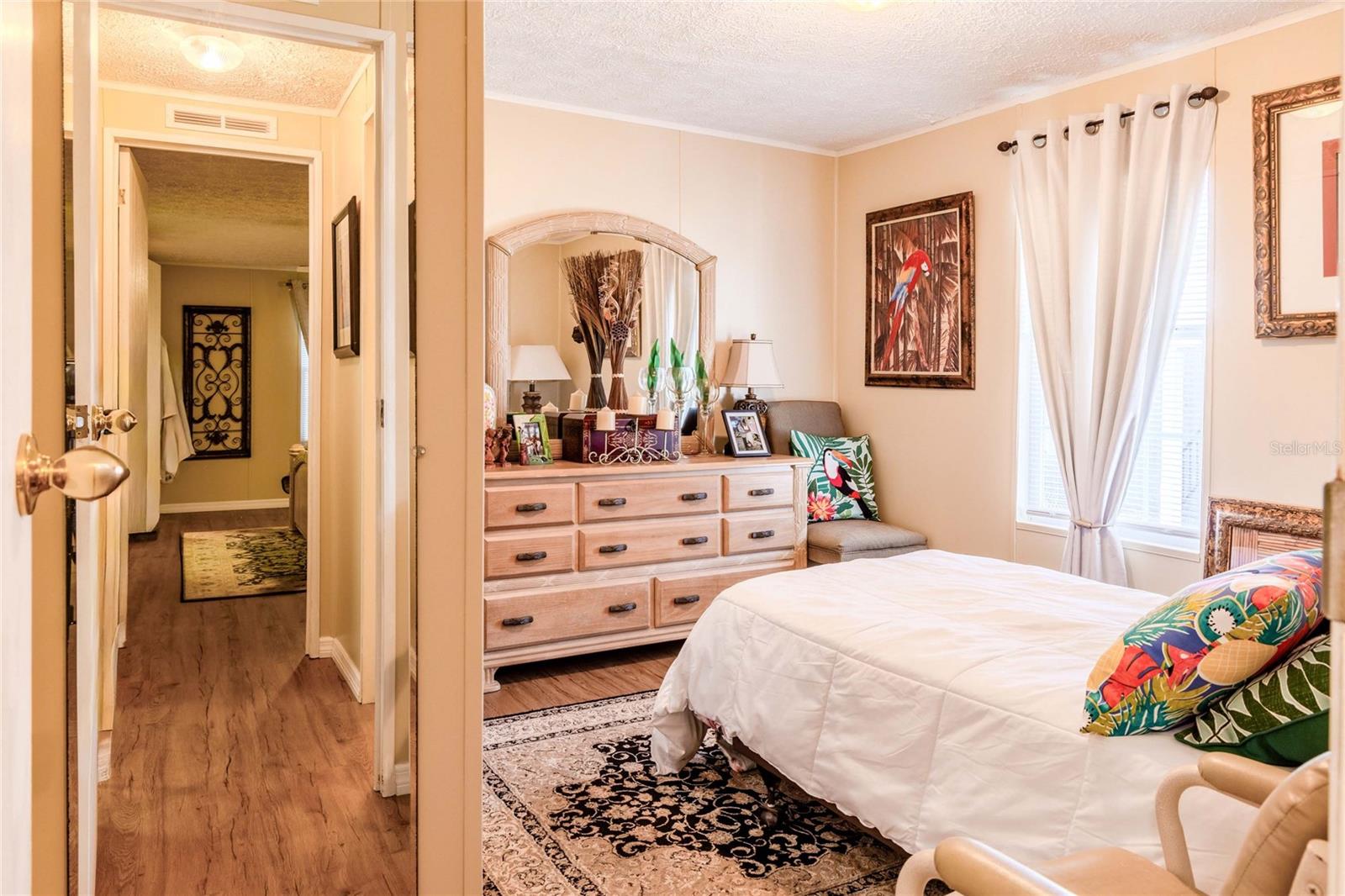 Image 30 of 41 For 2100 Kings Highway #1041