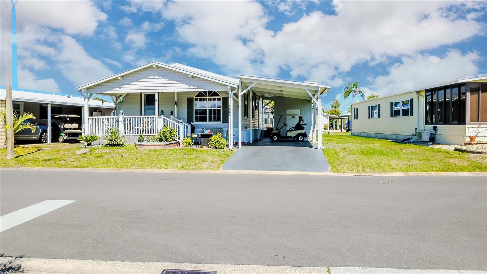 Image 37 of 41 For 2100 Kings Highway #1041