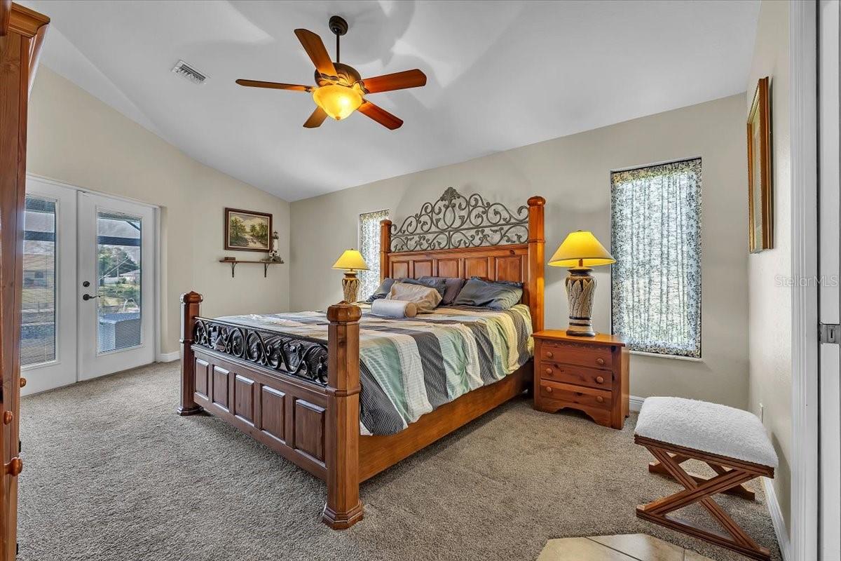 Image 19 of 50 For 330 20th Street