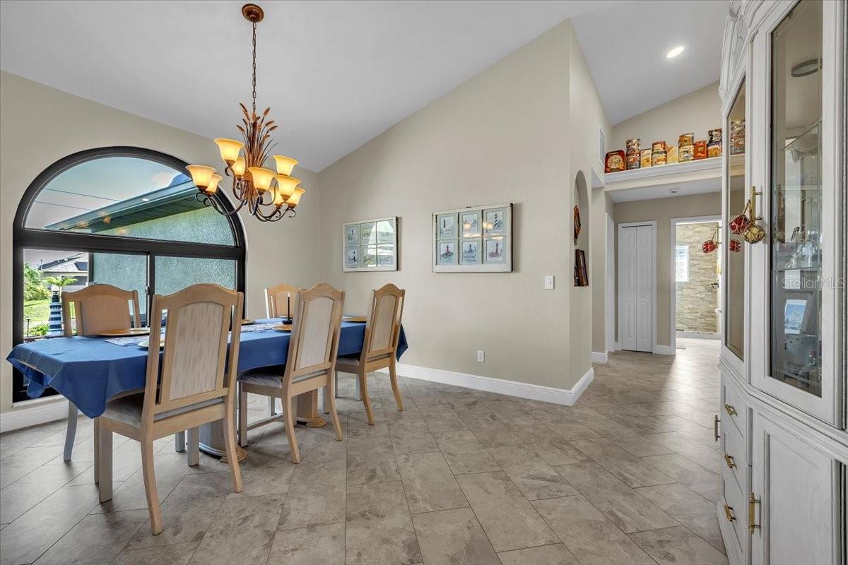 Image 8 of 50 For 330 20th Street