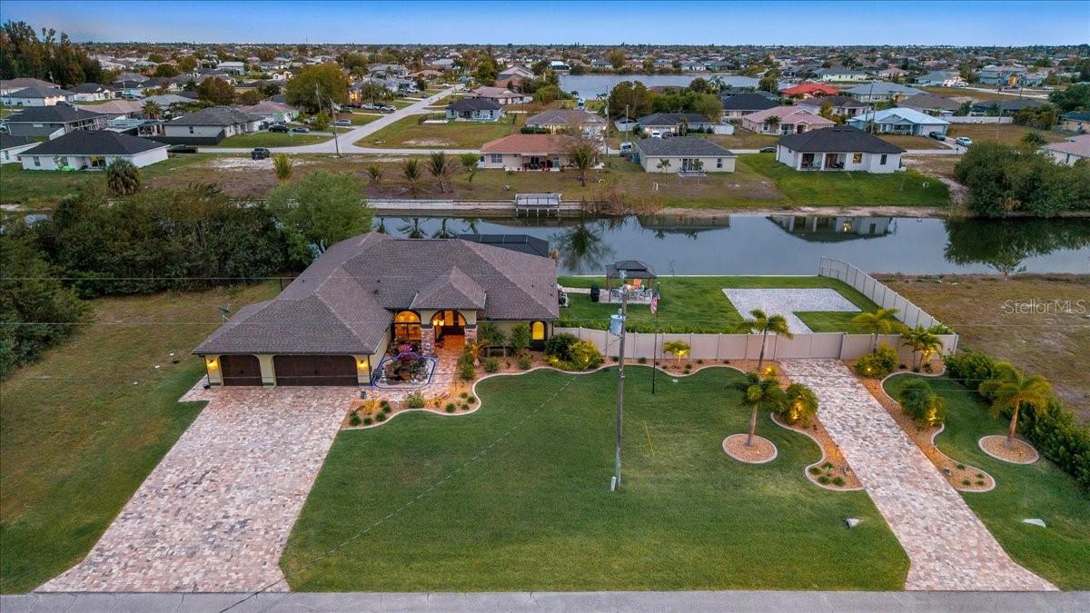 Image 9 of 50 For 330 20th Street