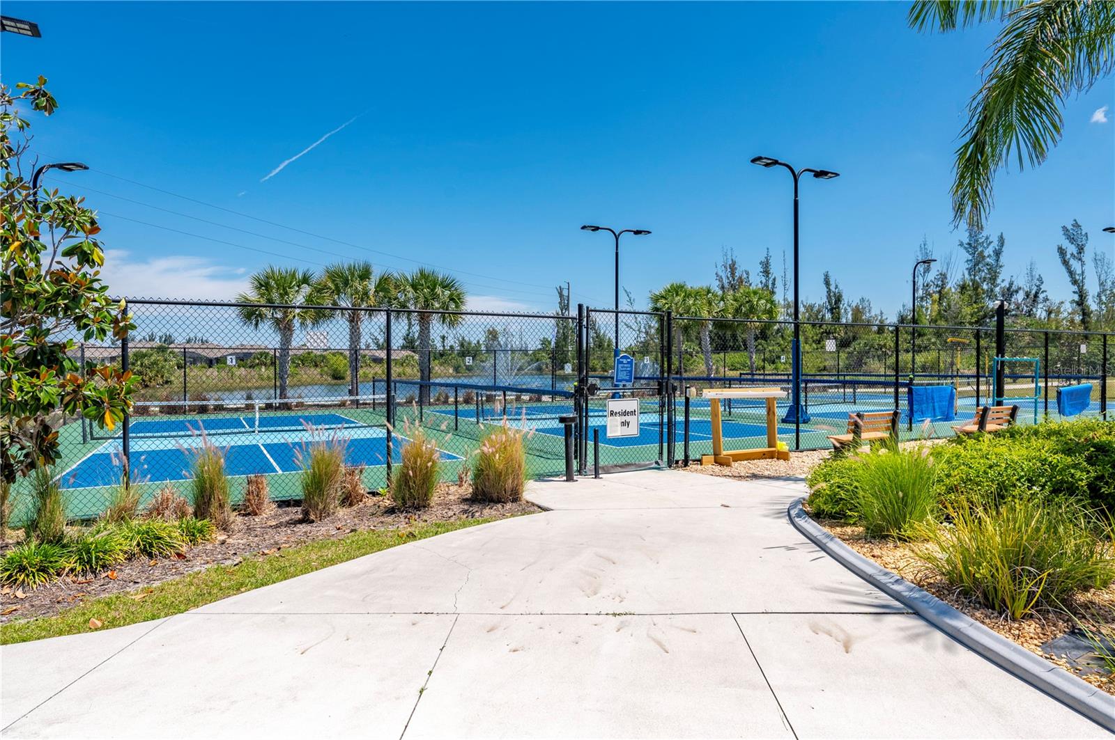 Image 71 of 76 For 7812 Mikasa Drive