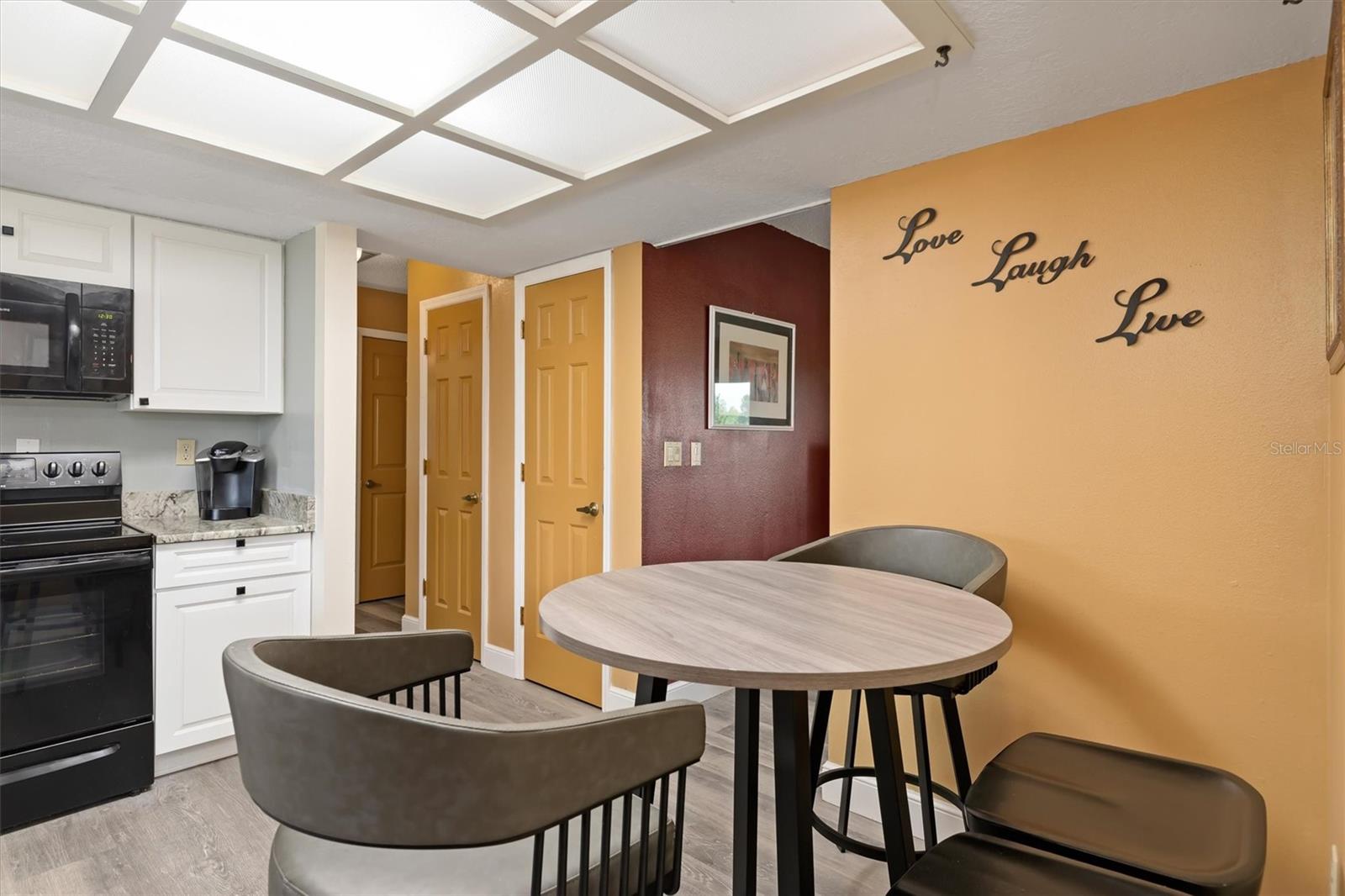 Image 11 of 37 For 23226 Midway Boulevard