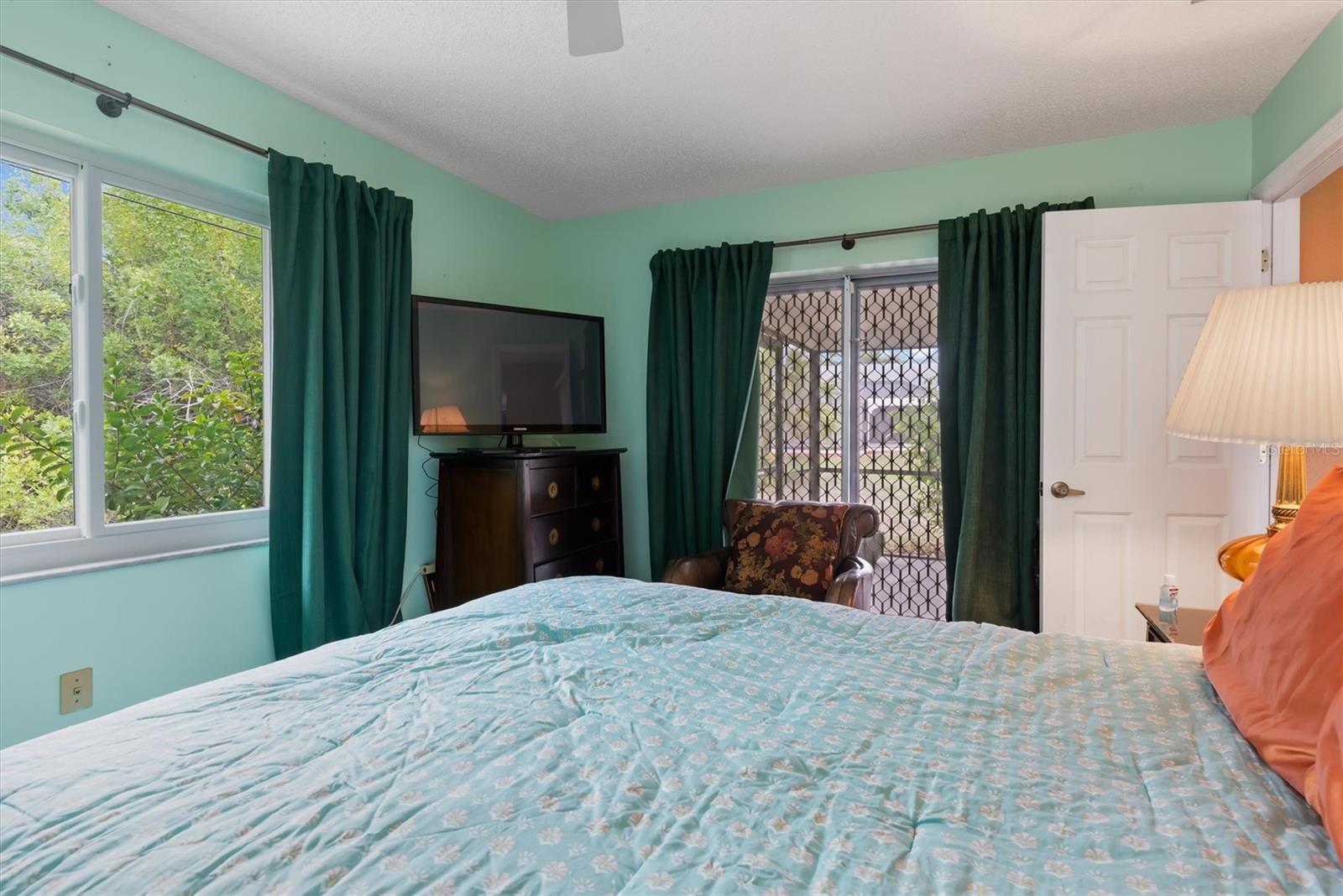 Image 17 of 37 For 23226 Midway Boulevard