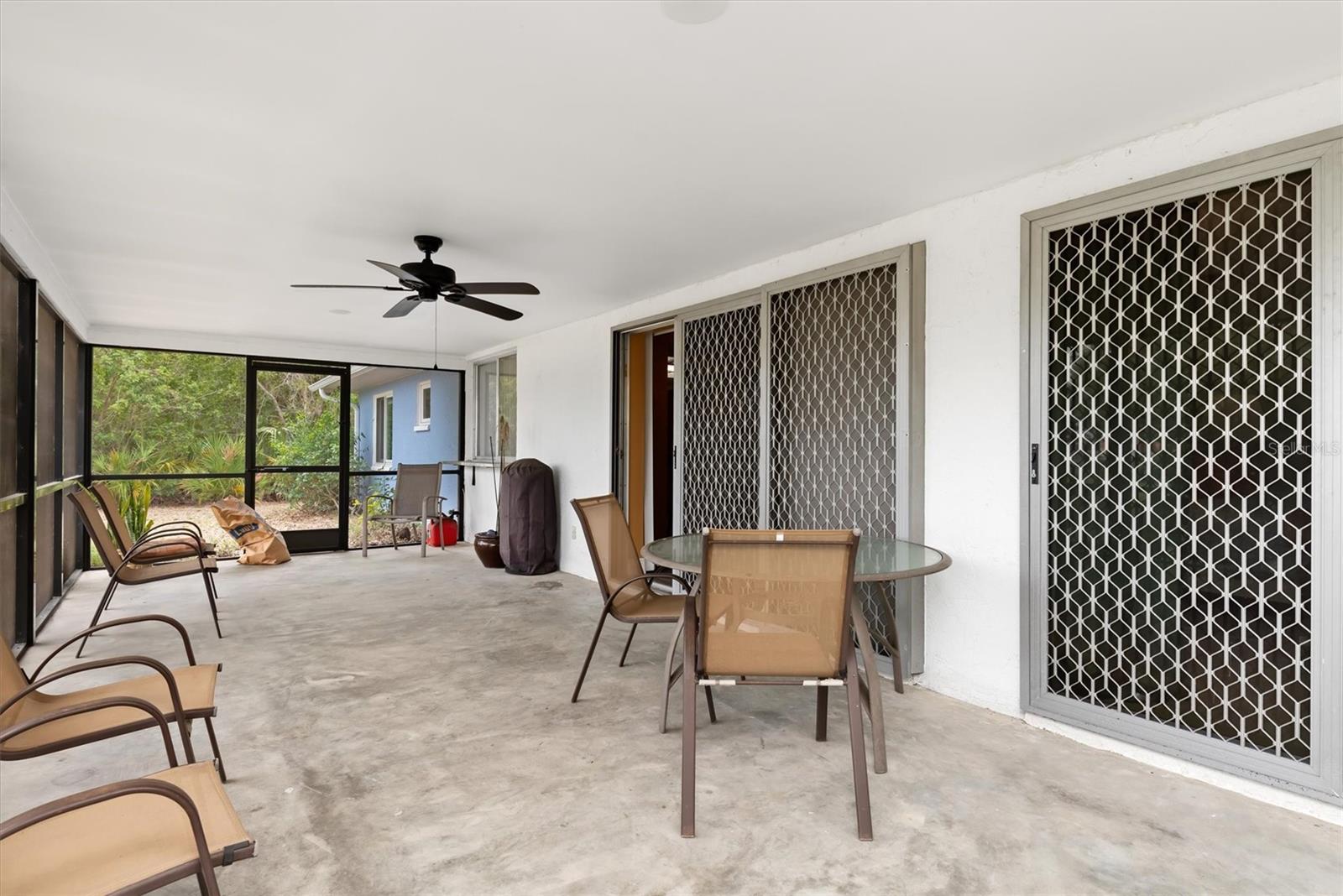 Image 22 of 37 For 23226 Midway Boulevard