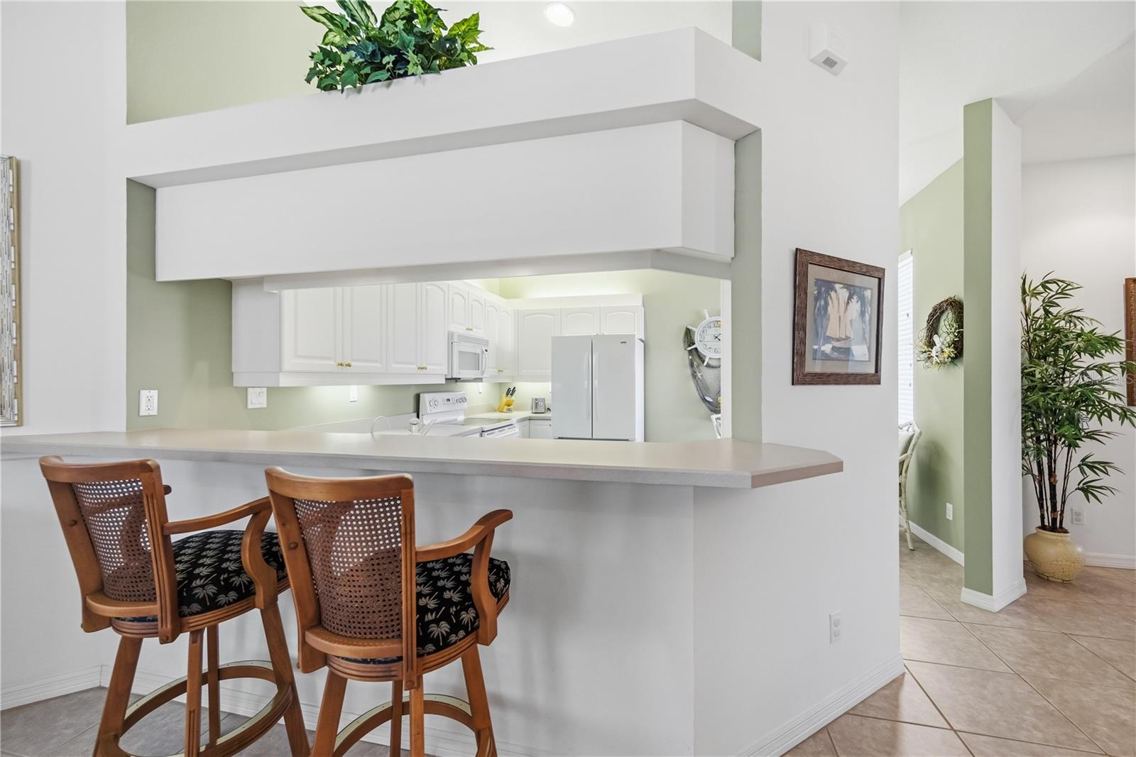 Image 6 of 29 For 115 Woodbridge Drive 201