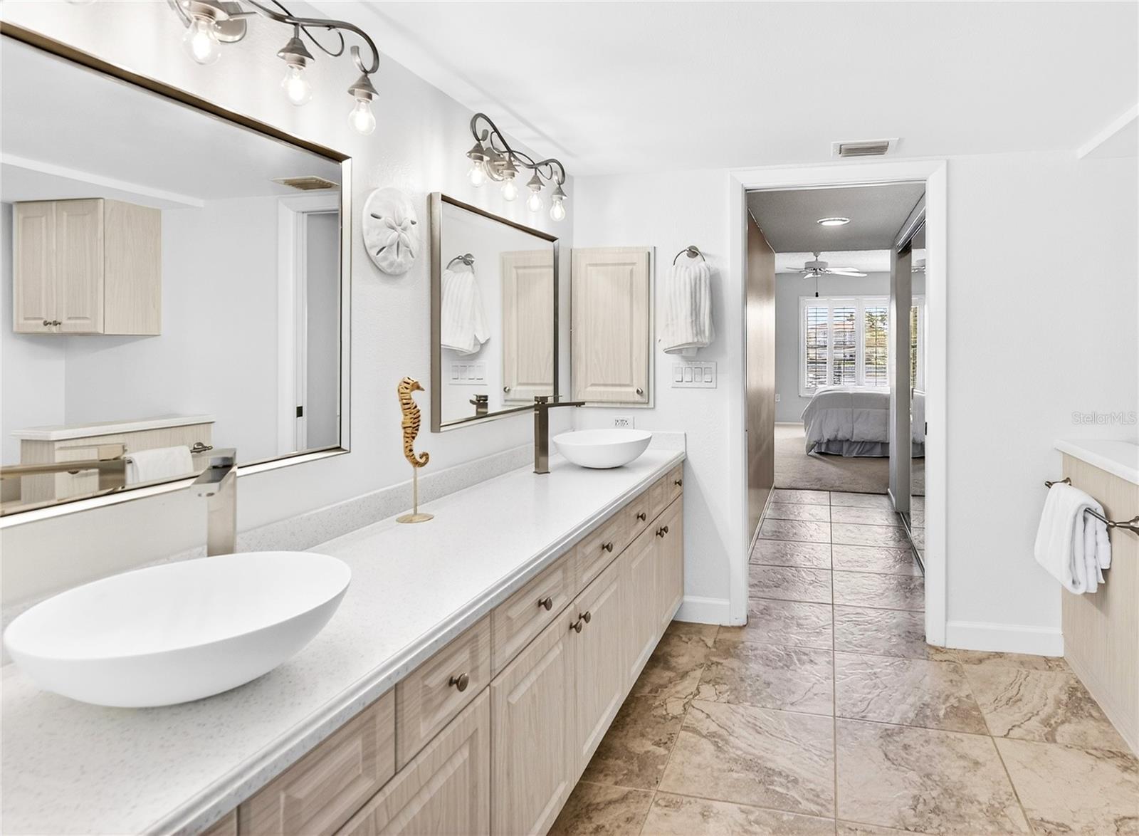 Image 22 of 32 For 3235 Sugarloaf Key Road 13b