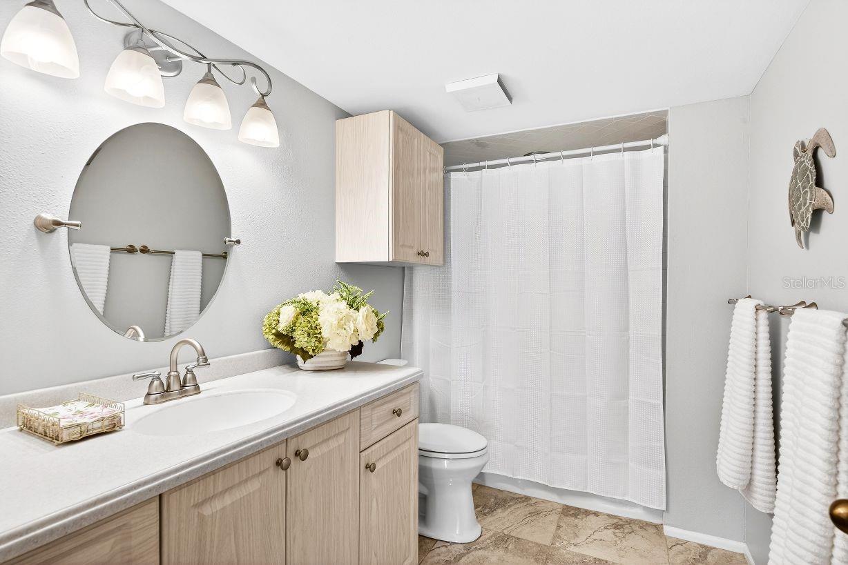 Image 25 of 32 For 3235 Sugarloaf Key Road 13b