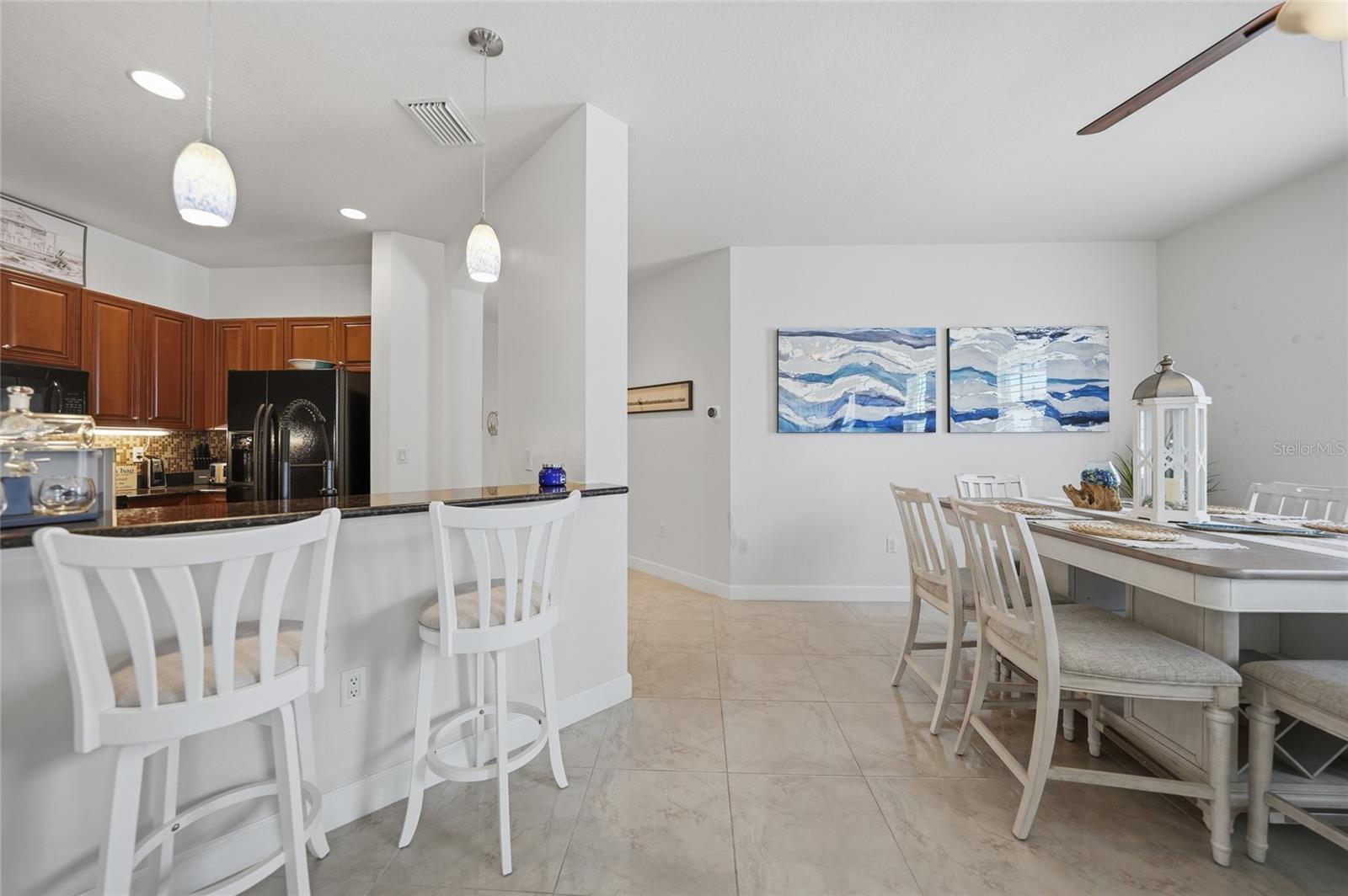 Image 10 of 39 For 17288 Acapulco Road 421