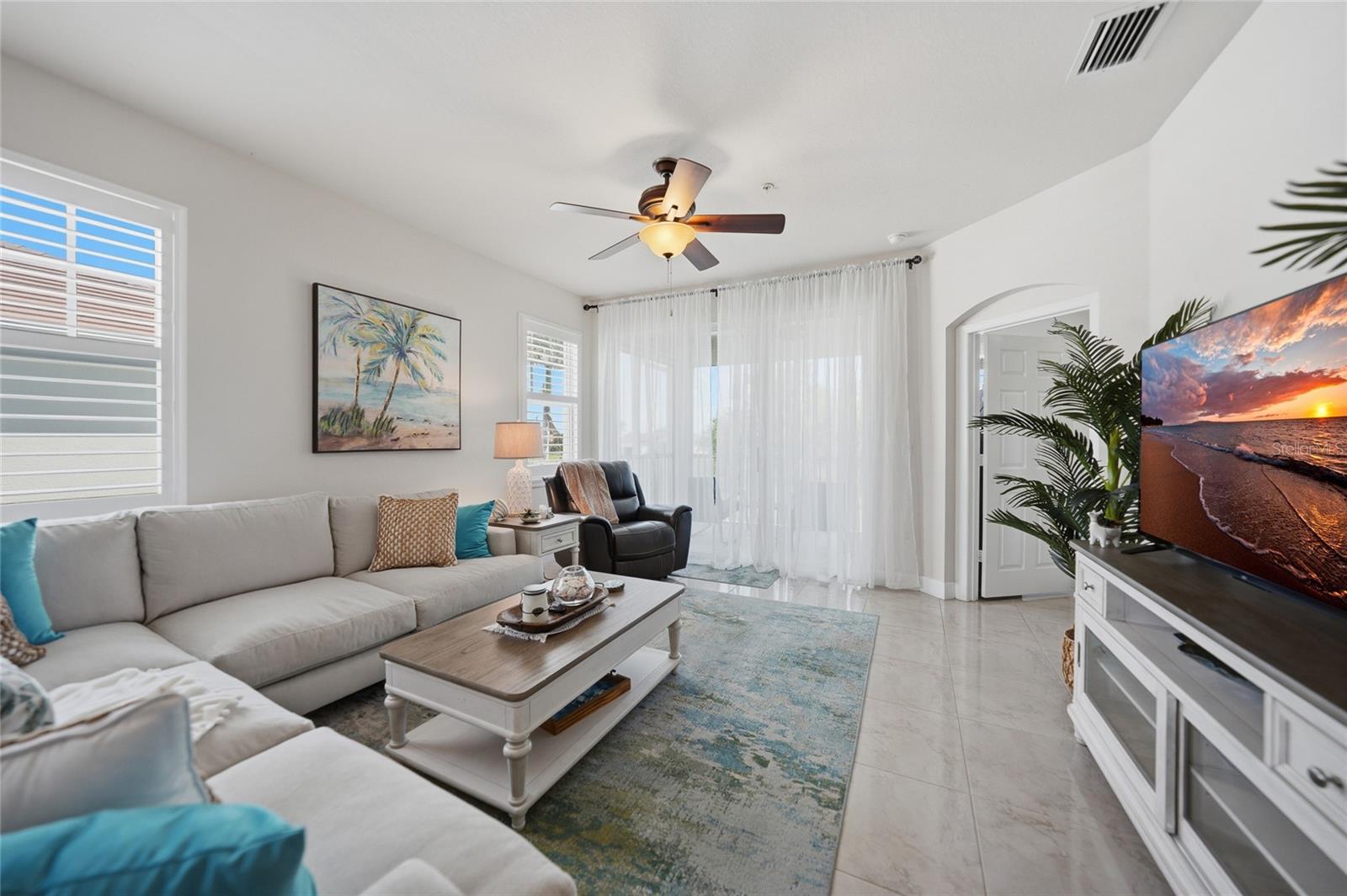 Image 13 of 39 For 17288 Acapulco Road 421