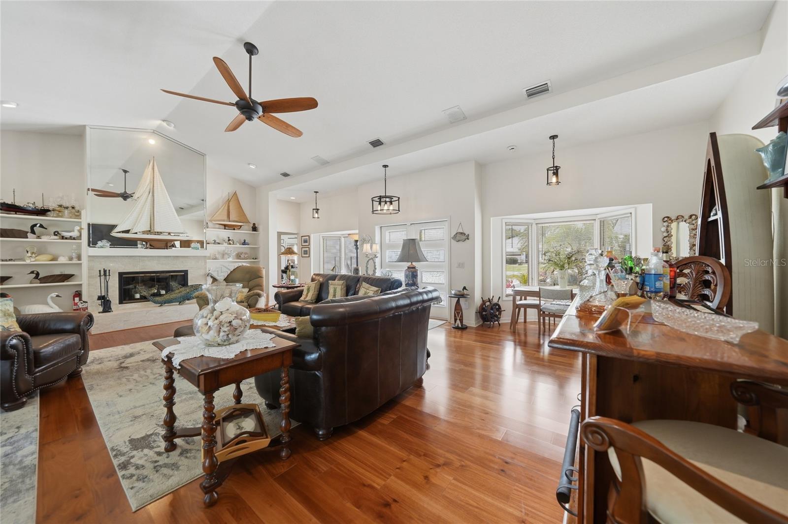 Image 12 of 64 For 194 Maracal Way