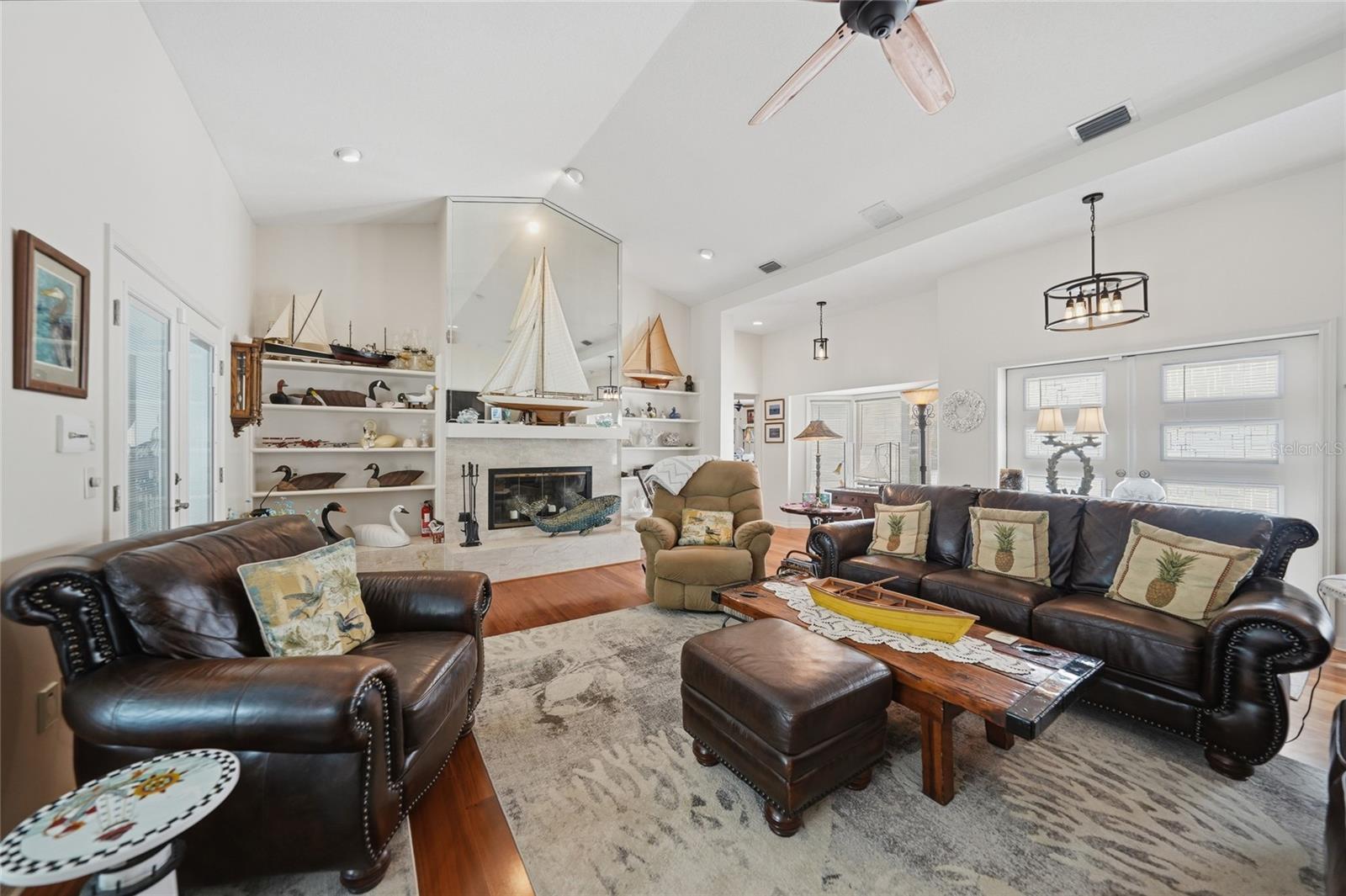 Image 21 of 64 For 194 Maracal Way