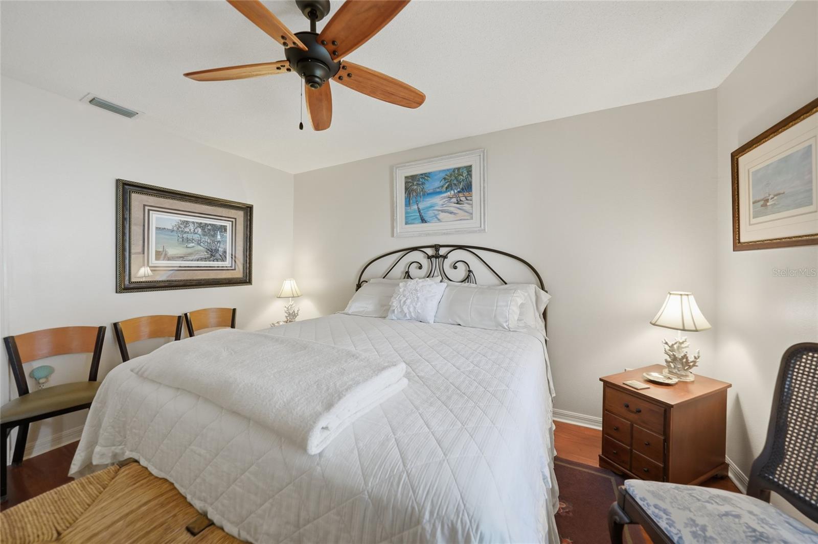 Image 33 of 64 For 194 Maracal Way