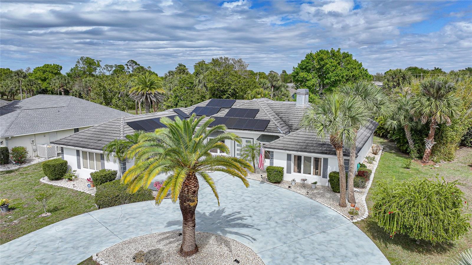 Image 4 of 64 For 194 Maracal Way