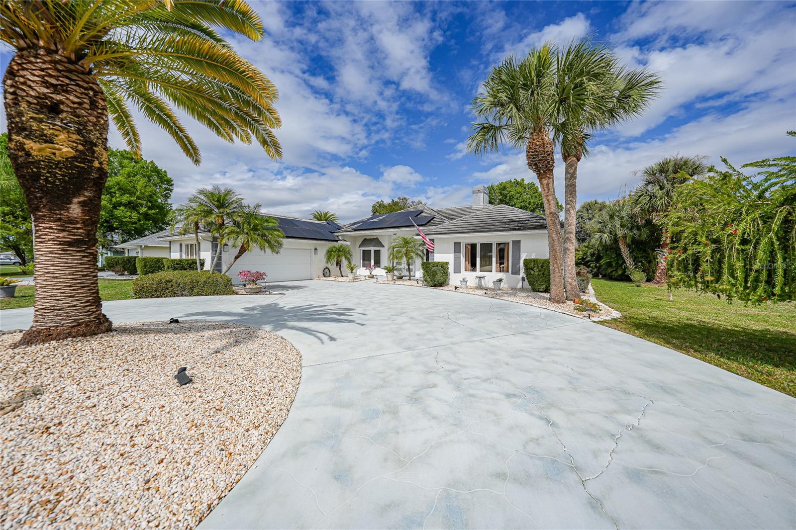 Image 5 of 64 For 194 Maracal Way