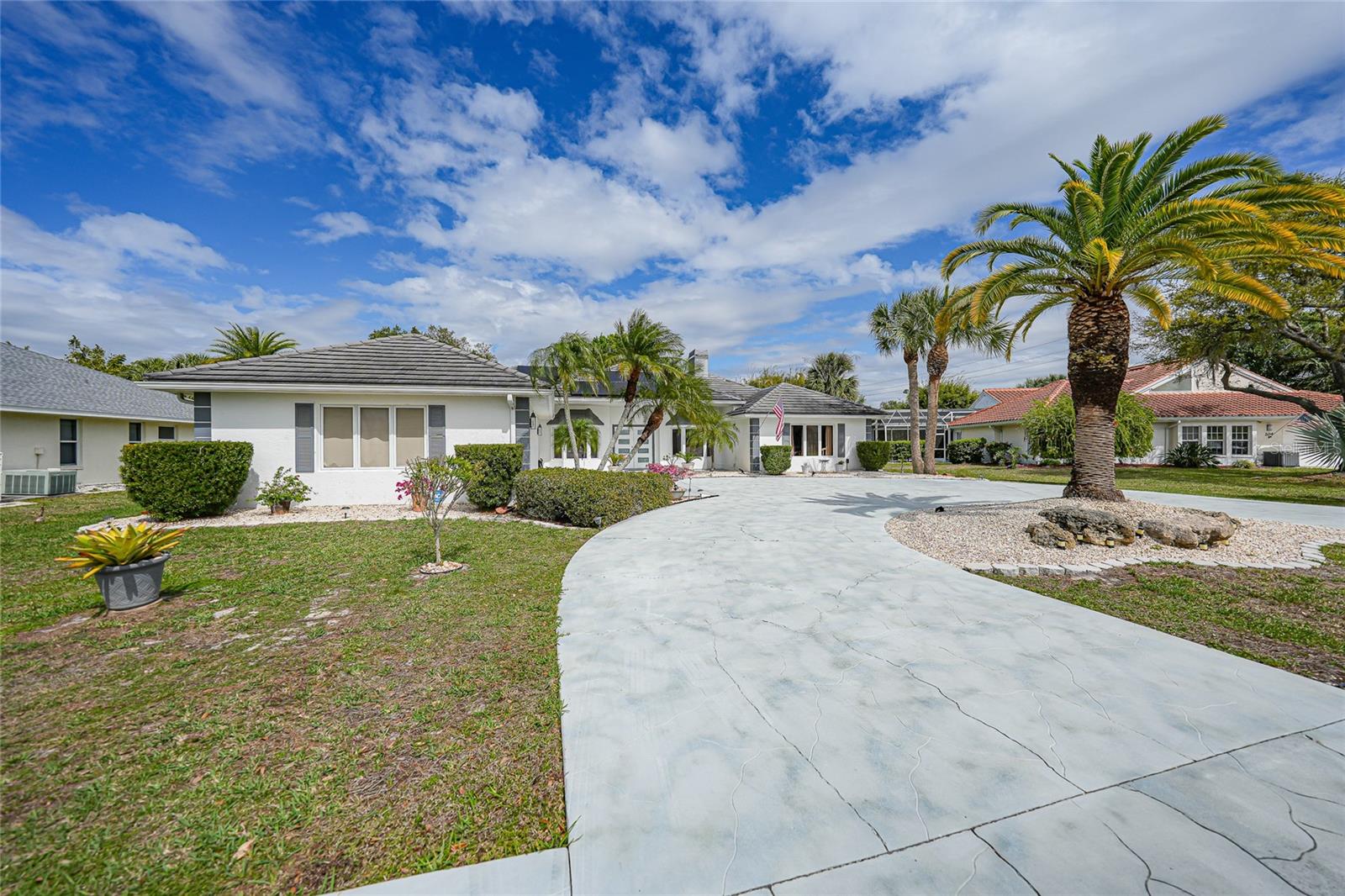 Image 7 of 64 For 194 Maracal Way