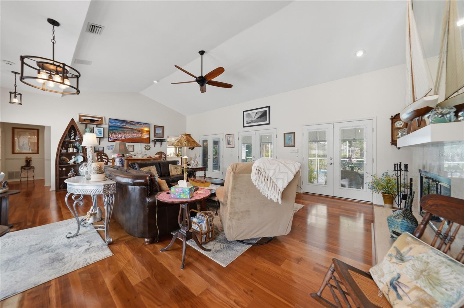 Image 8 of 64 For 194 Maracal Way