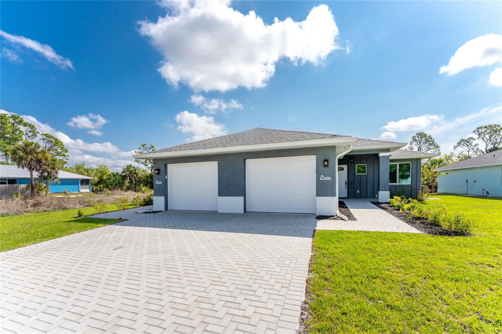 Image 50 of 67 For 2090 Como Street