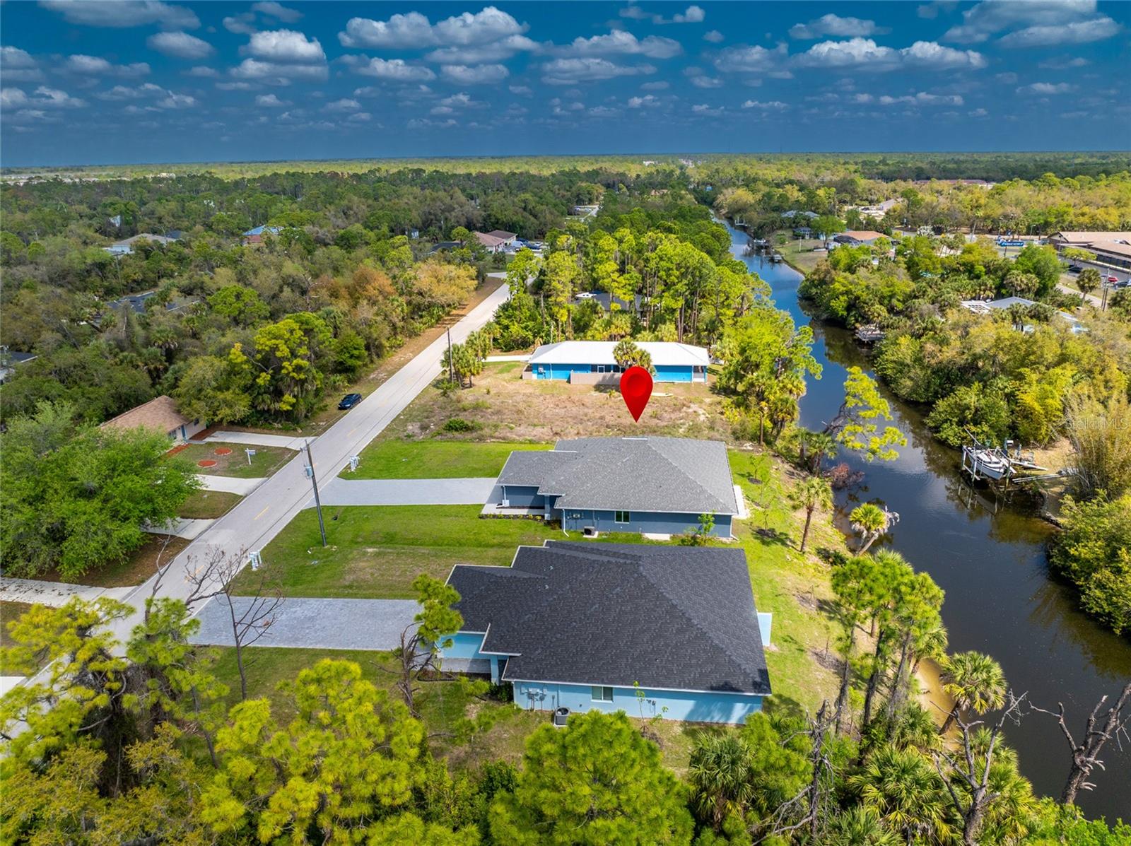 Image 59 of 67 For 2090 Como Street