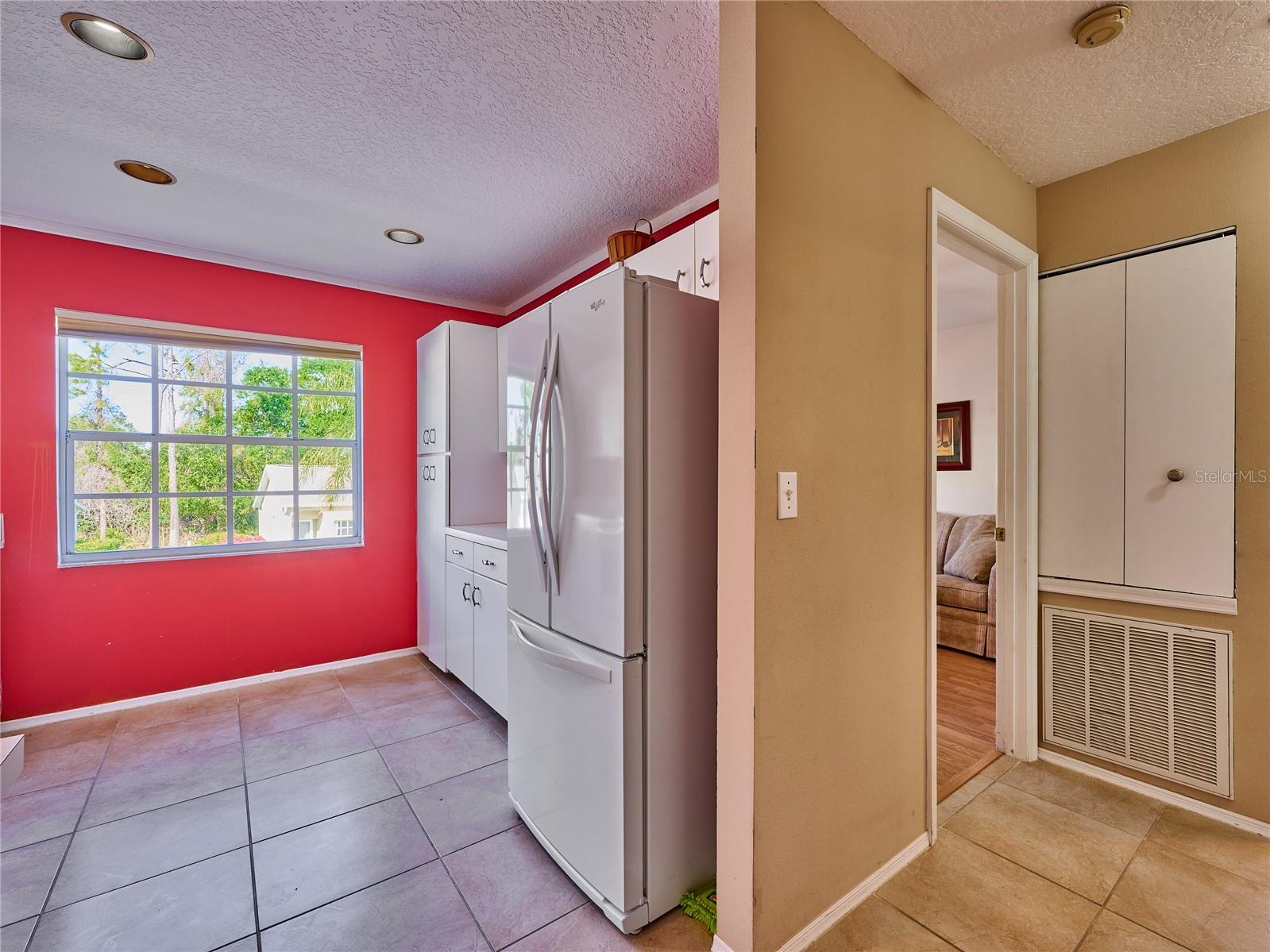 Image 26 of 58 For 5523 Fair Oaks Street