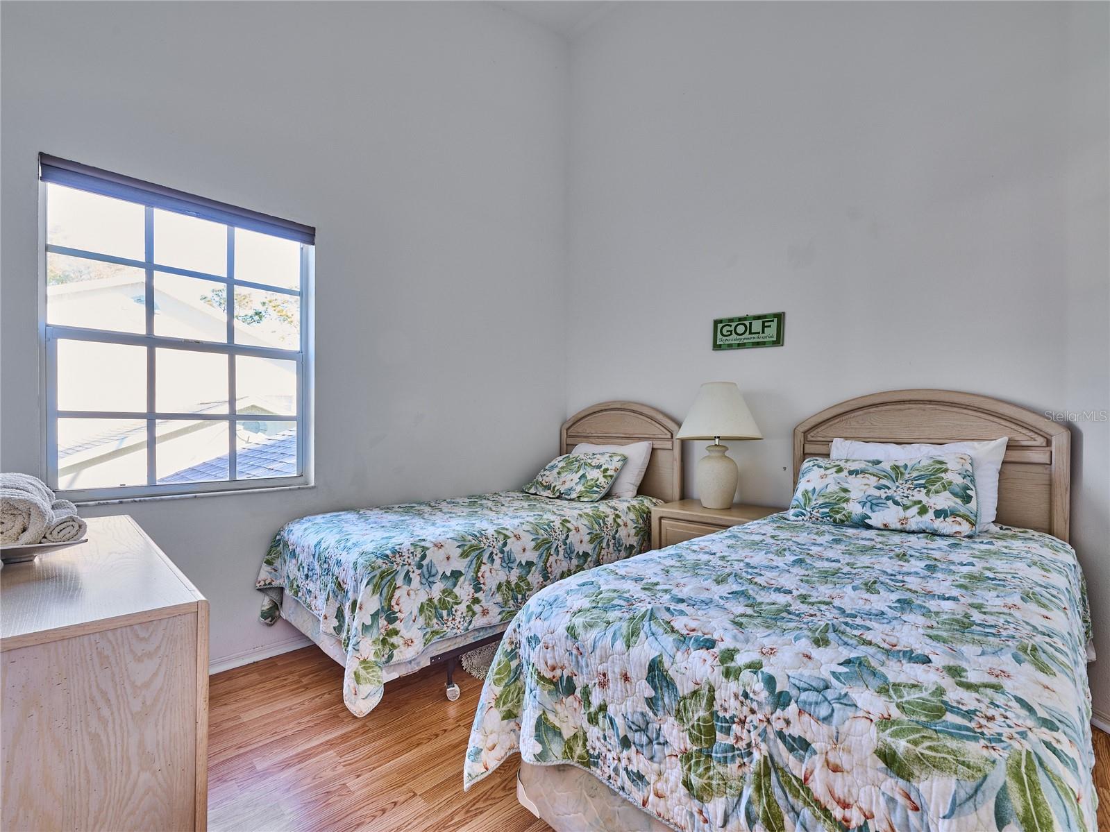 Image 32 of 58 For 5523 Fair Oaks Street