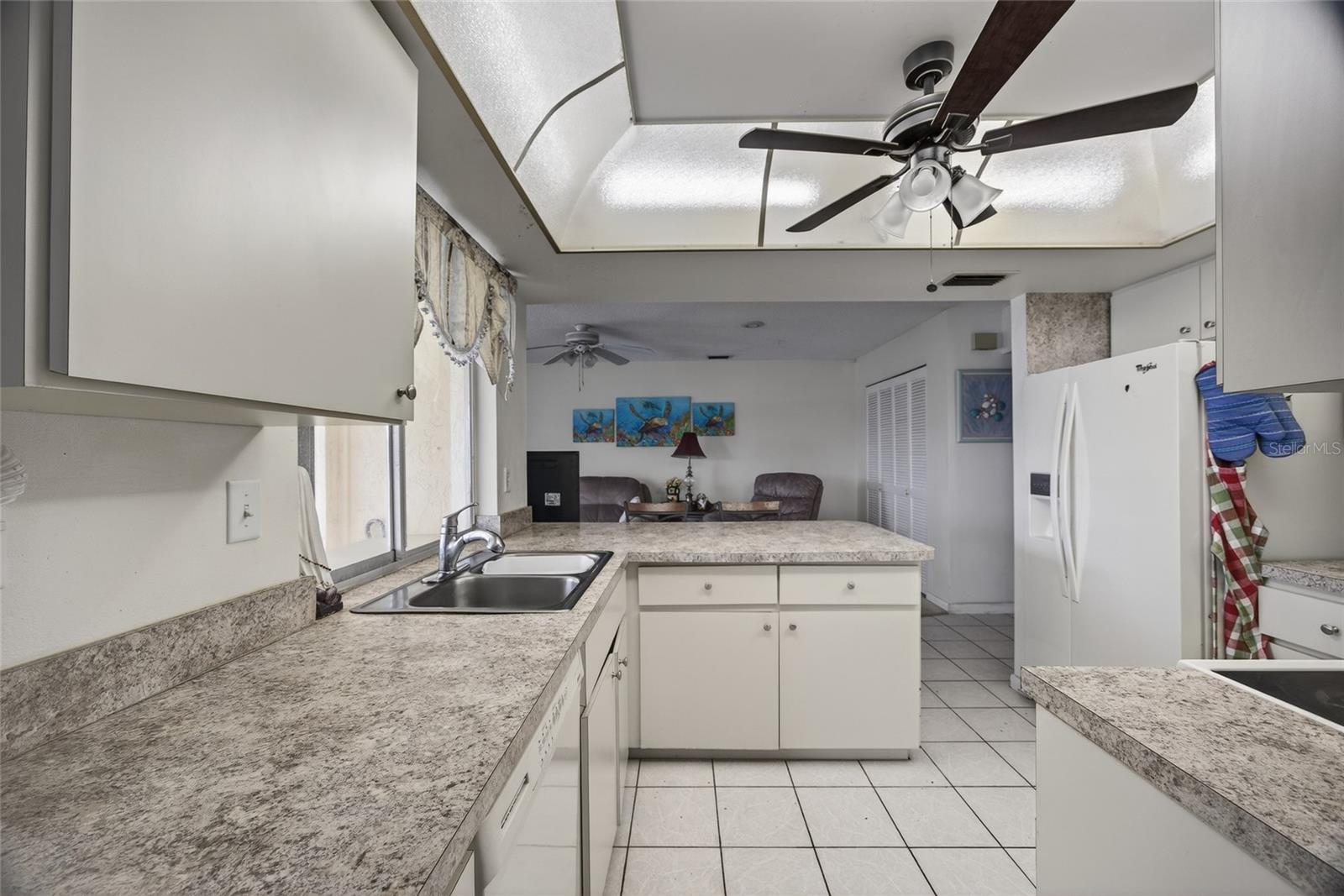 Image 14 of 43 For 2484 Broad Ranch Drive