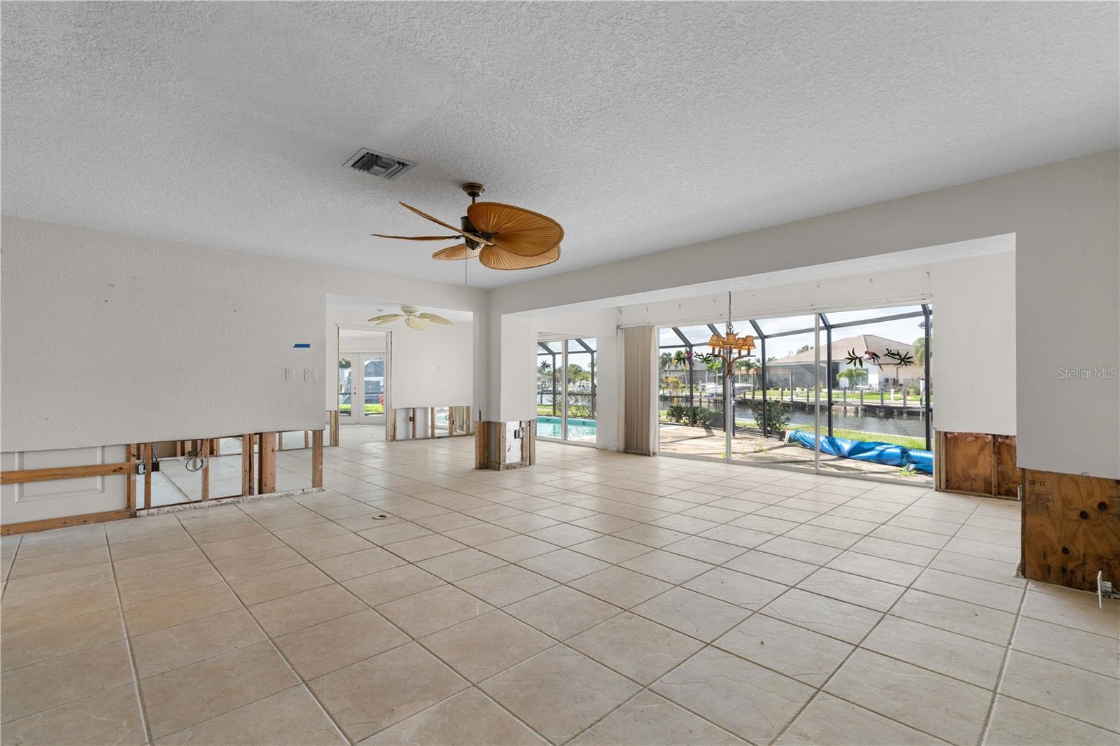 Image 3 of 45 For 2194 Bayou Road