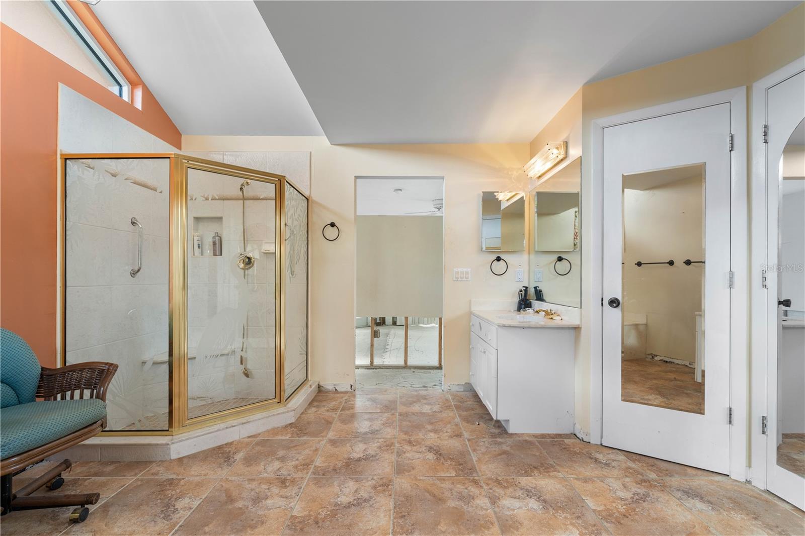 Image 33 of 45 For 2194 Bayou Road