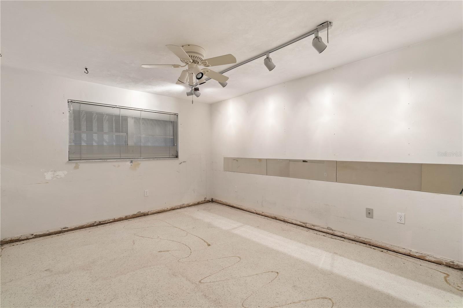 Image 35 of 45 For 2194 Bayou Road