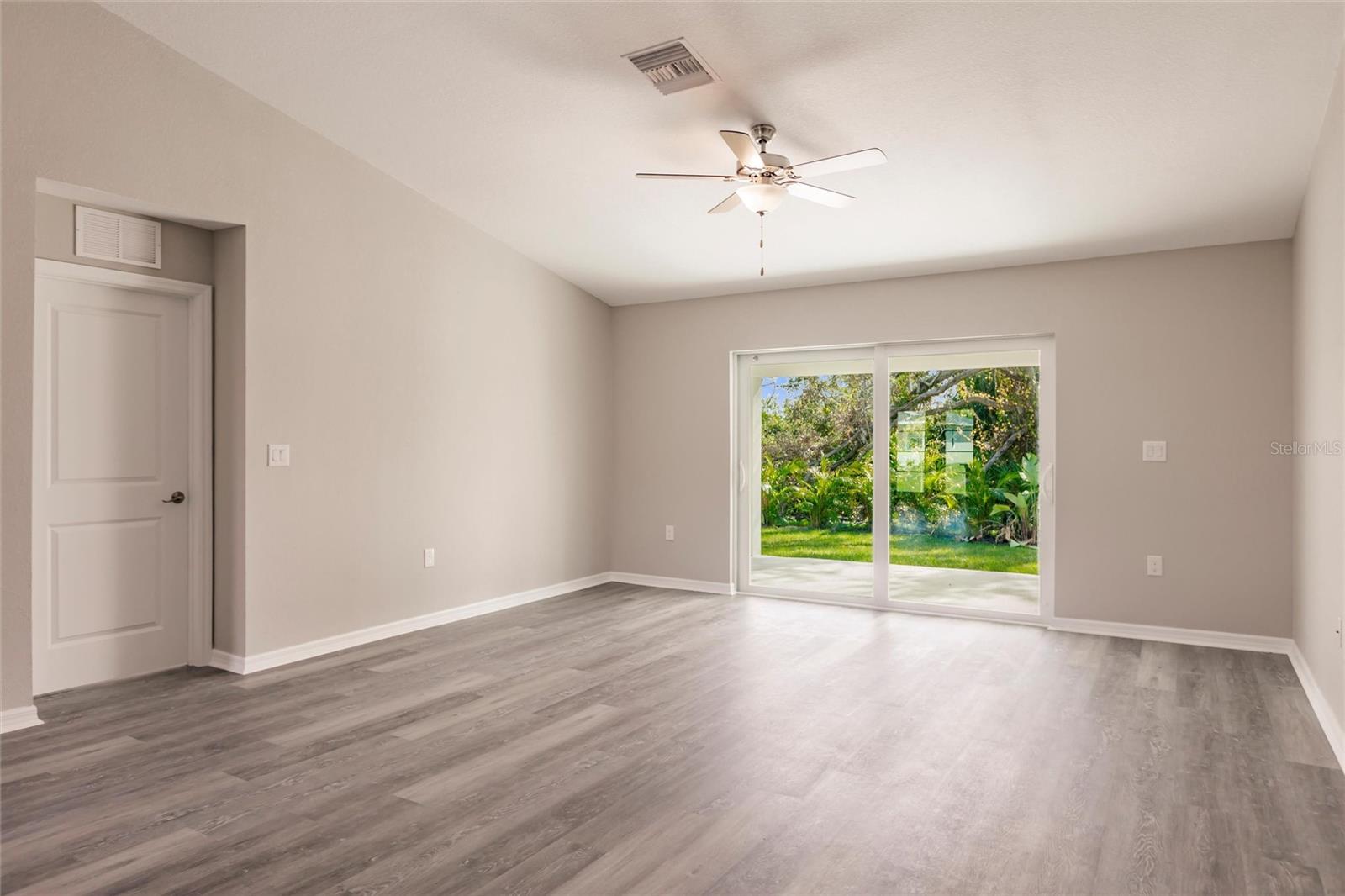 Image 13 of 50 For 173 Haddock Drive