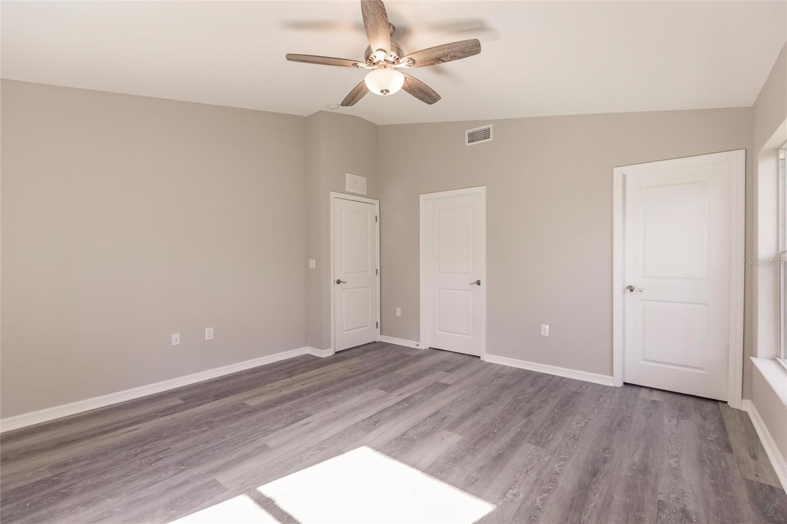 Image 19 of 50 For 173 Haddock Drive