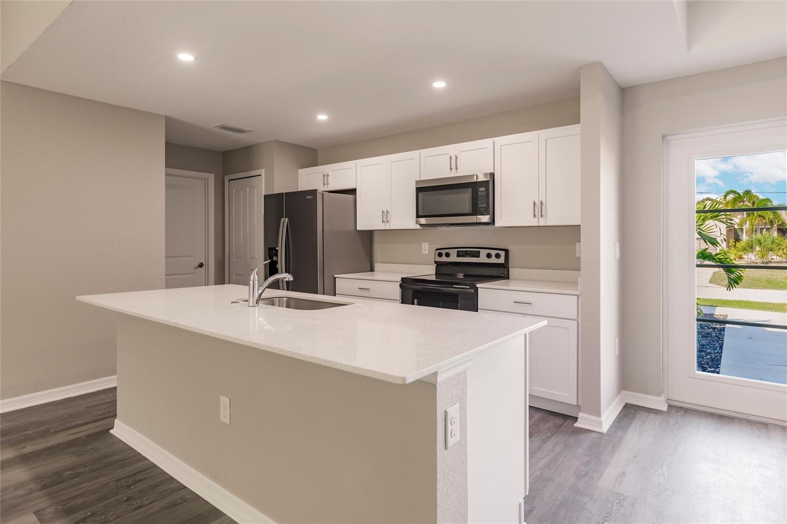 Image 6 of 50 For 173 Haddock Drive