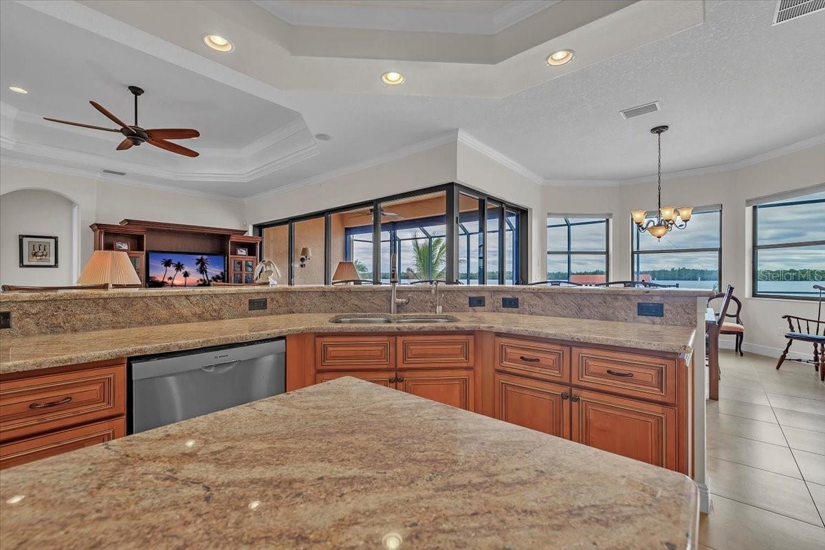 Image 25 of 97 For 3766 Peace River Drive