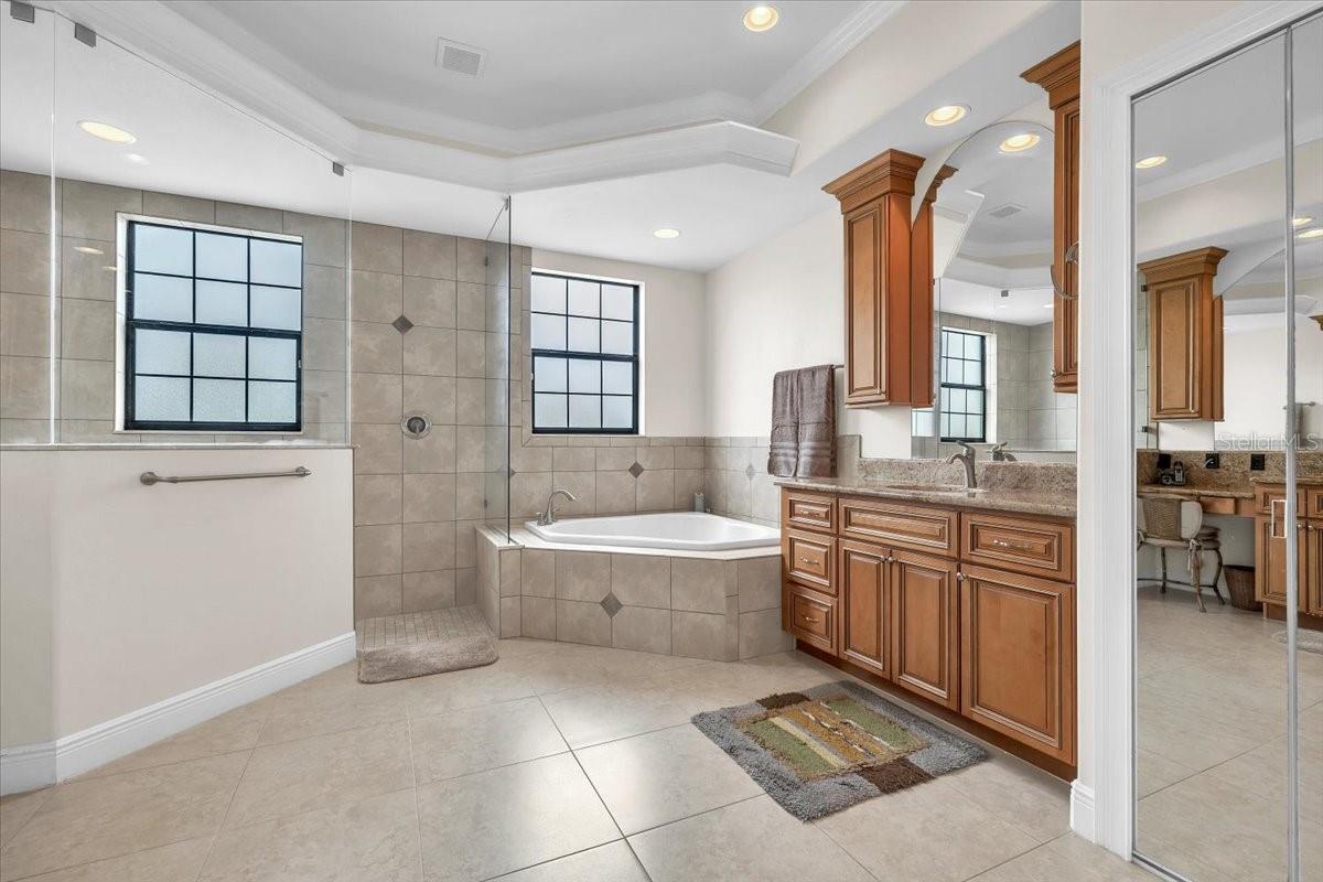 Image 40 of 97 For 3766 Peace River Drive