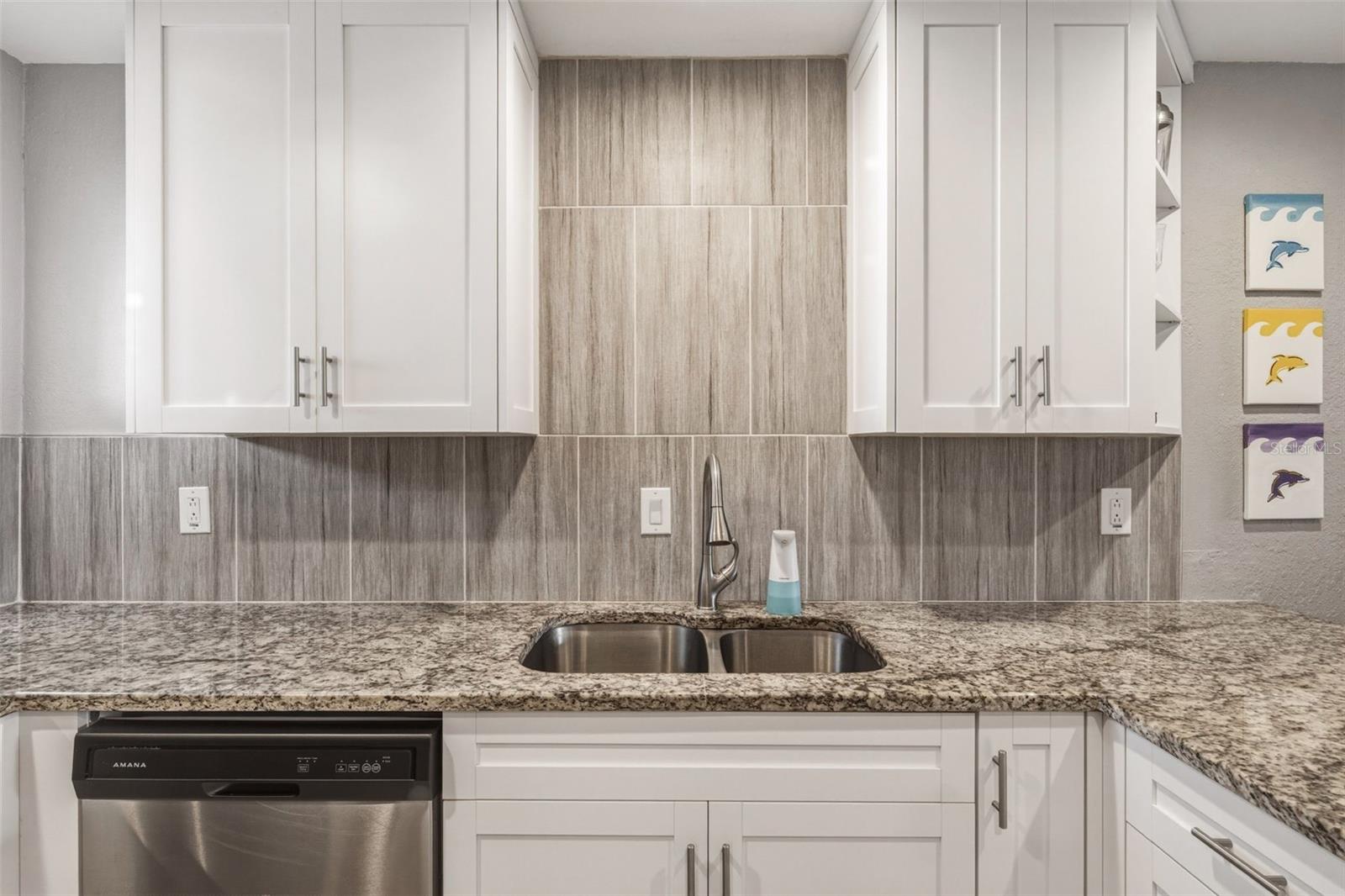 Image 10 of 42 For 22375 Edgewater Drive 224