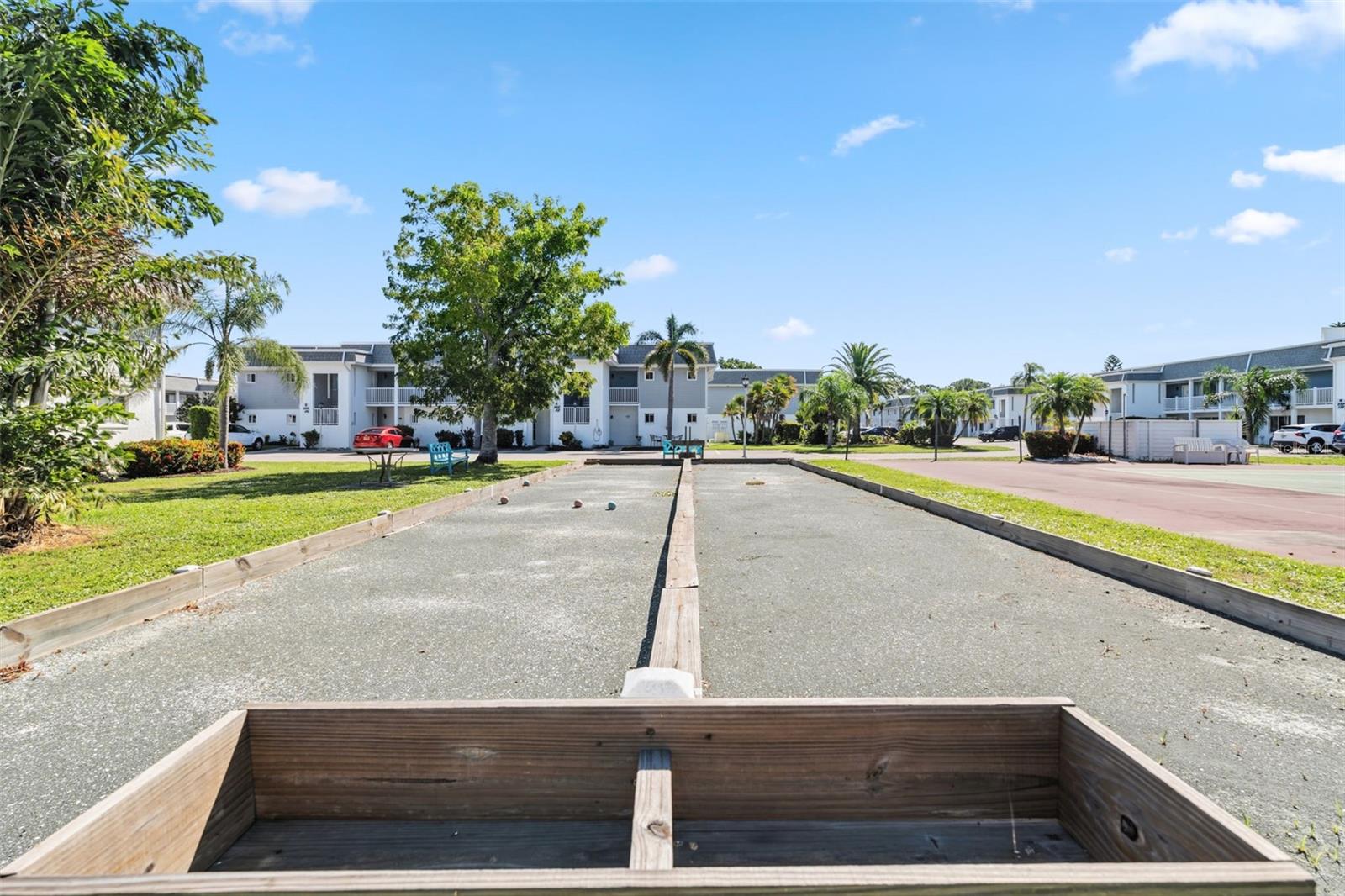 Image 30 of 42 For 22375 Edgewater Drive 224