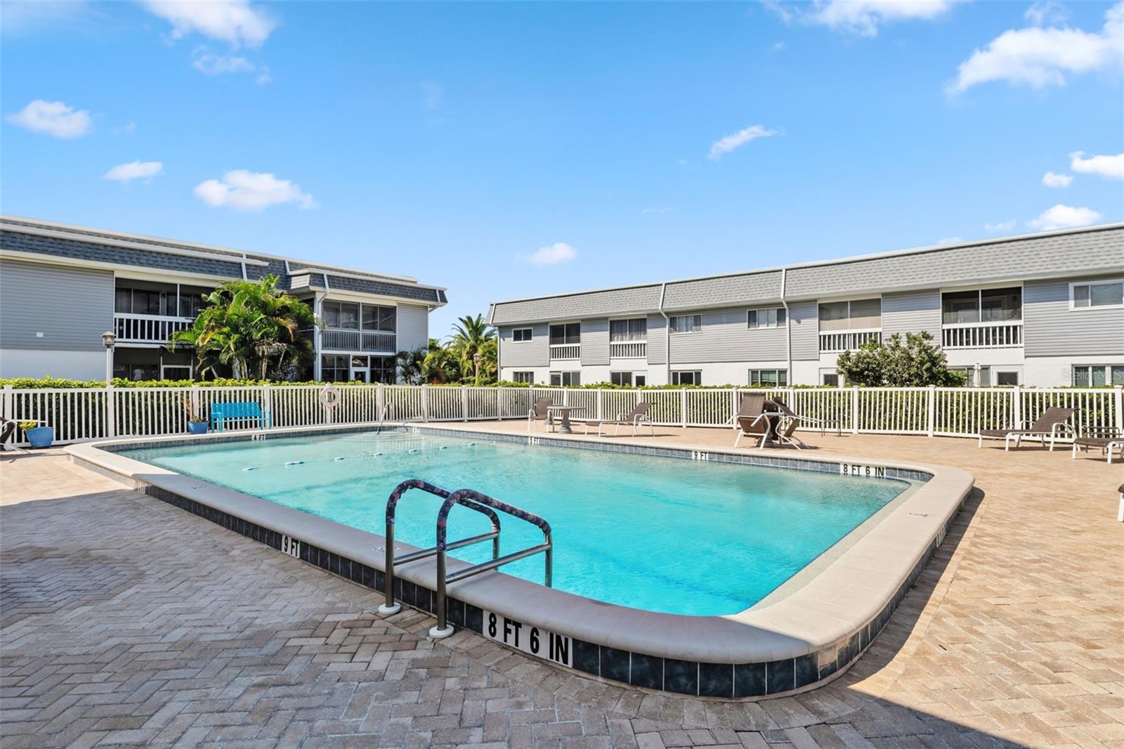 Image 35 of 42 For 22375 Edgewater Drive 224