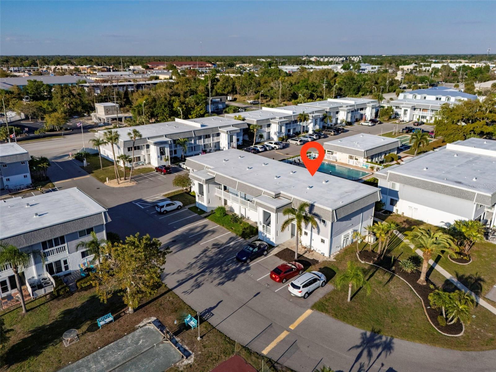 Image 38 of 42 For 22375 Edgewater Drive 224